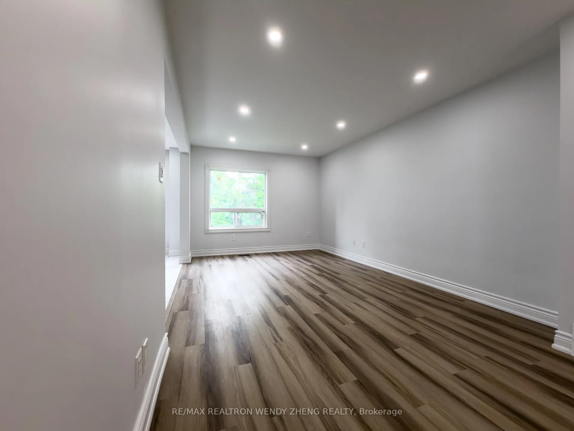Photo 18 of 59 Springer Drive, Richmond Hill, Westbrook — HOMEH