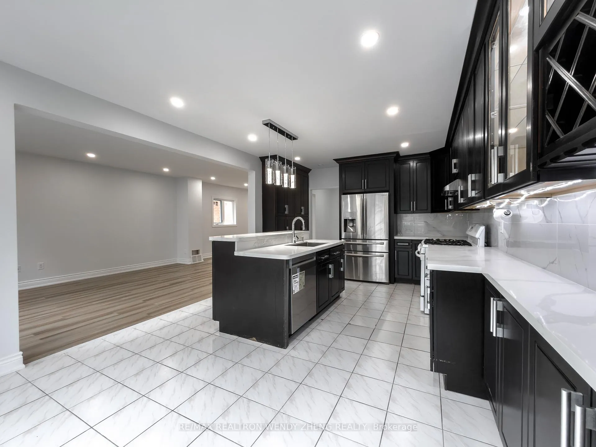 Photo 22 of 59 Springer Drive, Richmond Hill, Westbrook — HOMEH