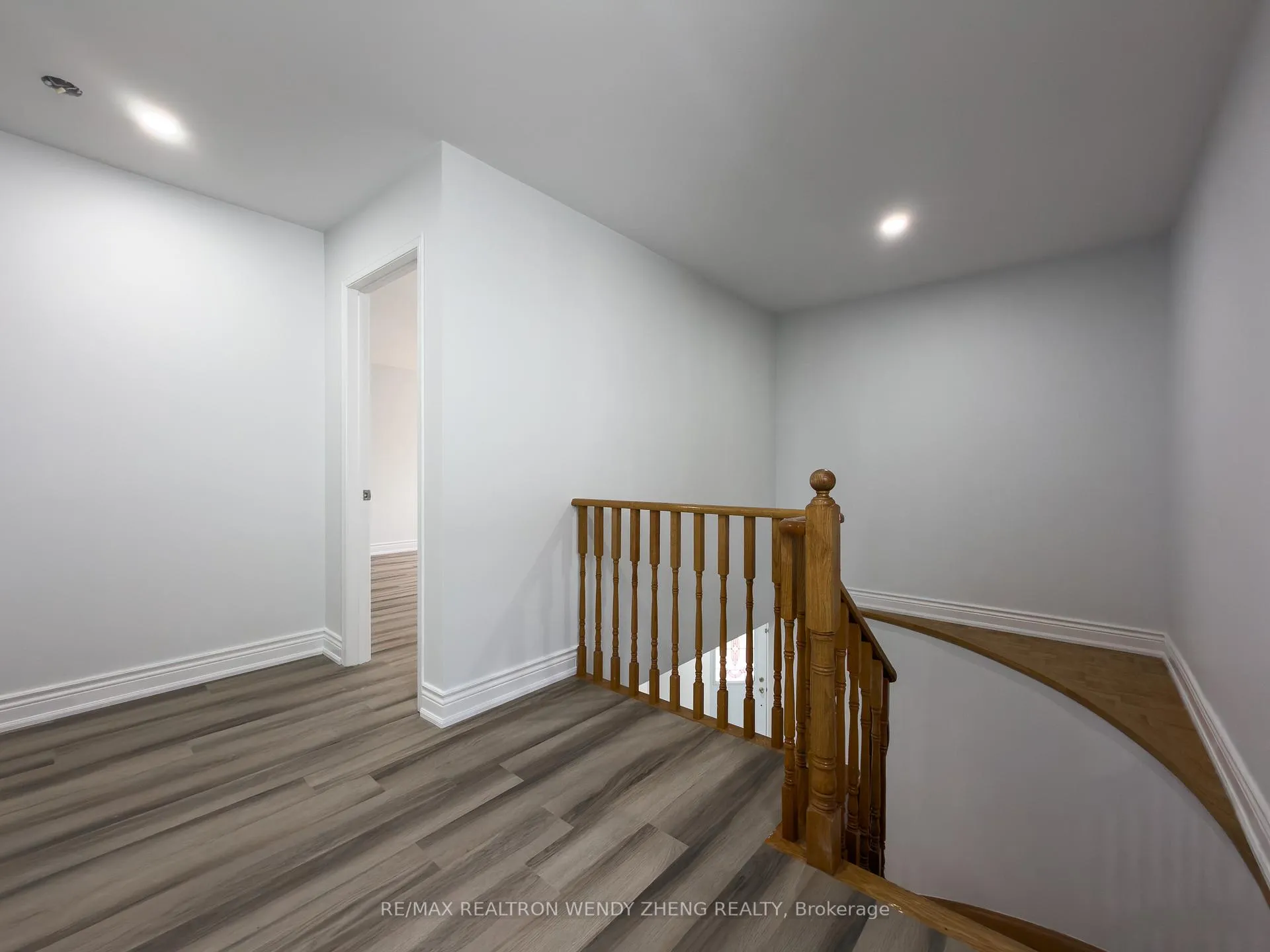 Photo 27 of 59 Springer Drive, Richmond Hill, Westbrook — HOMEH