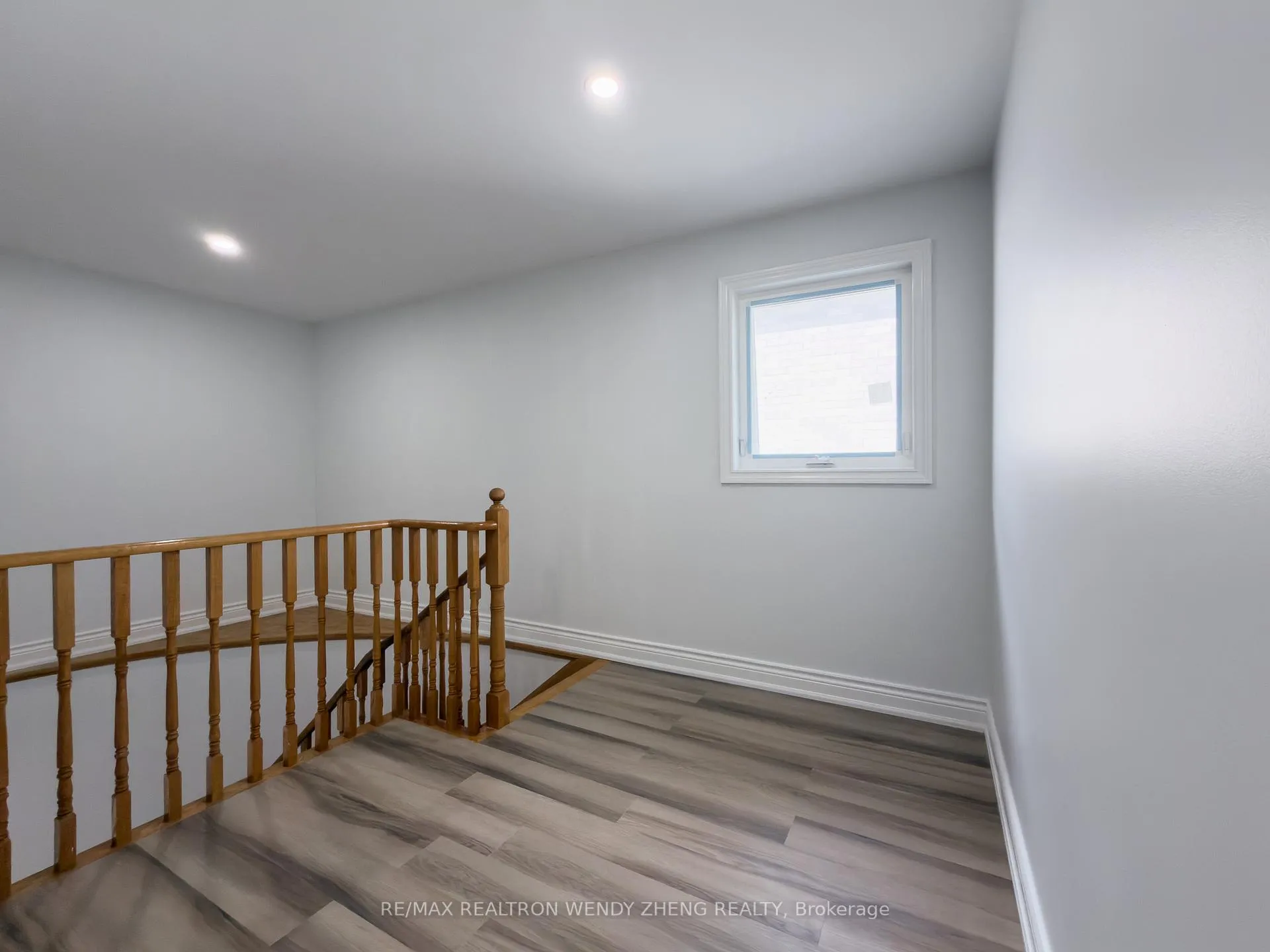 Photo 28 of 59 Springer Drive, Richmond Hill, Westbrook — HOMEH