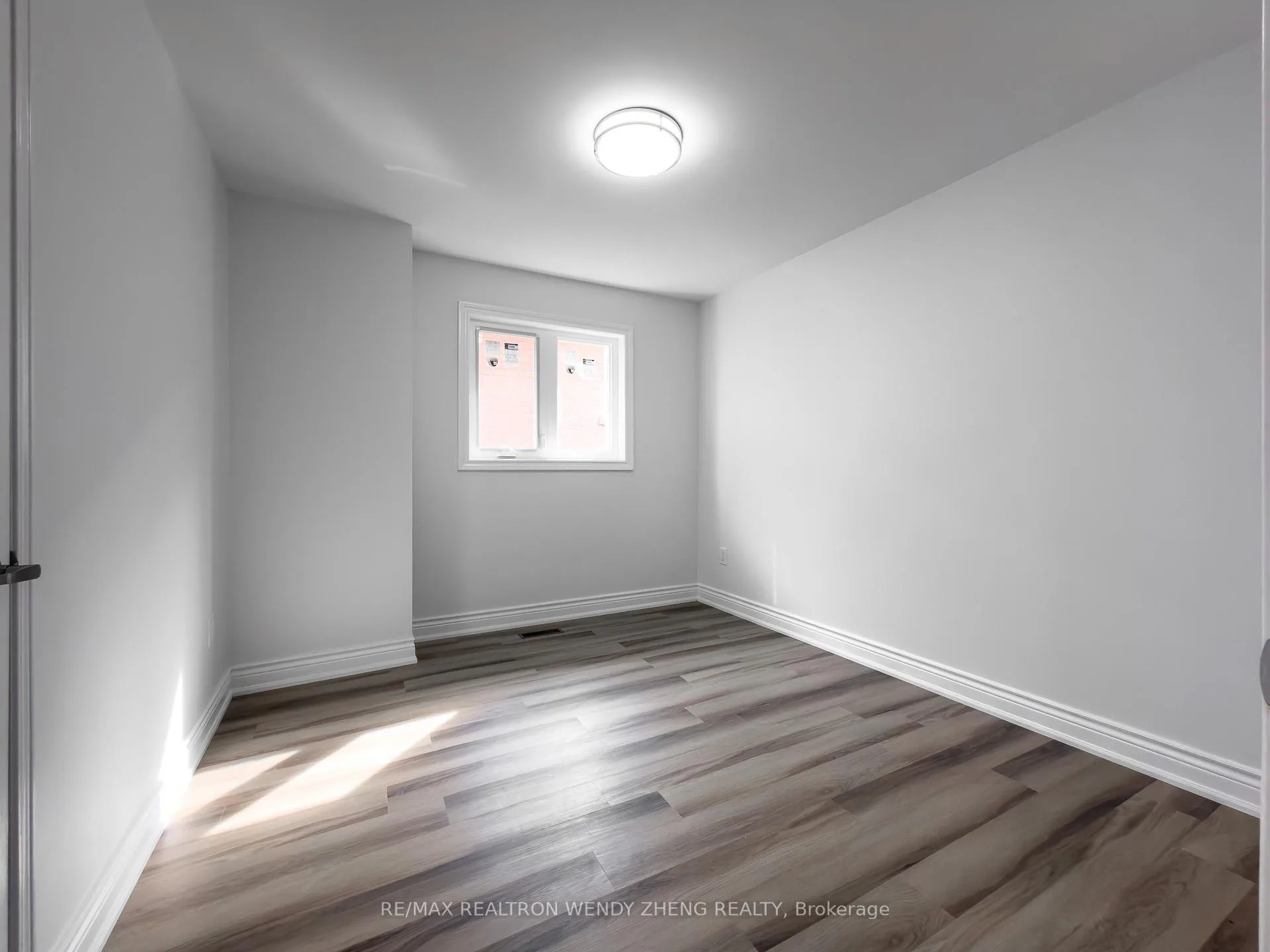 Photo 35 of 59 Springer Drive, Richmond Hill, Westbrook — HOMEH