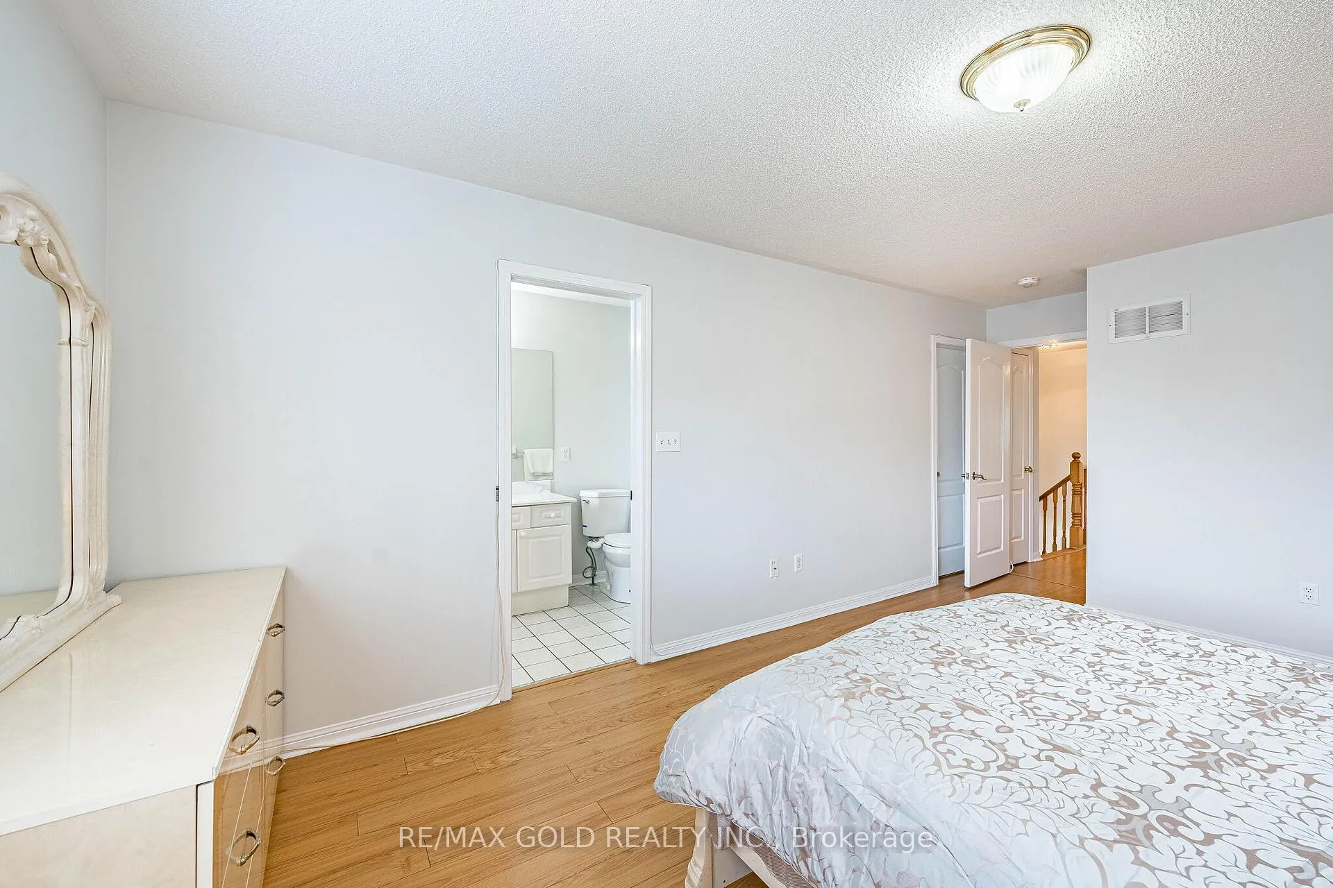 Photo 19 of 65 Mount Ranier Crescent, Brampton, Sandringham-Wellington — HOMEH