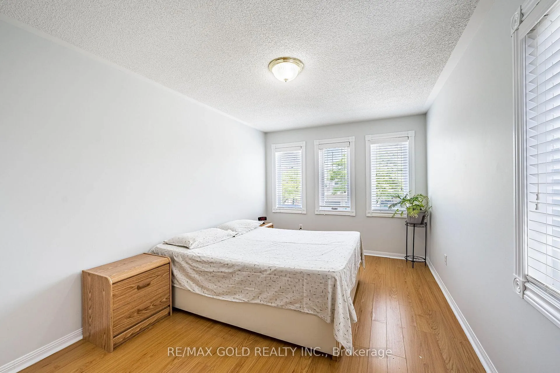 Photo 22 of 65 Mount Ranier Crescent, Brampton, Sandringham-Wellington — HOMEH
