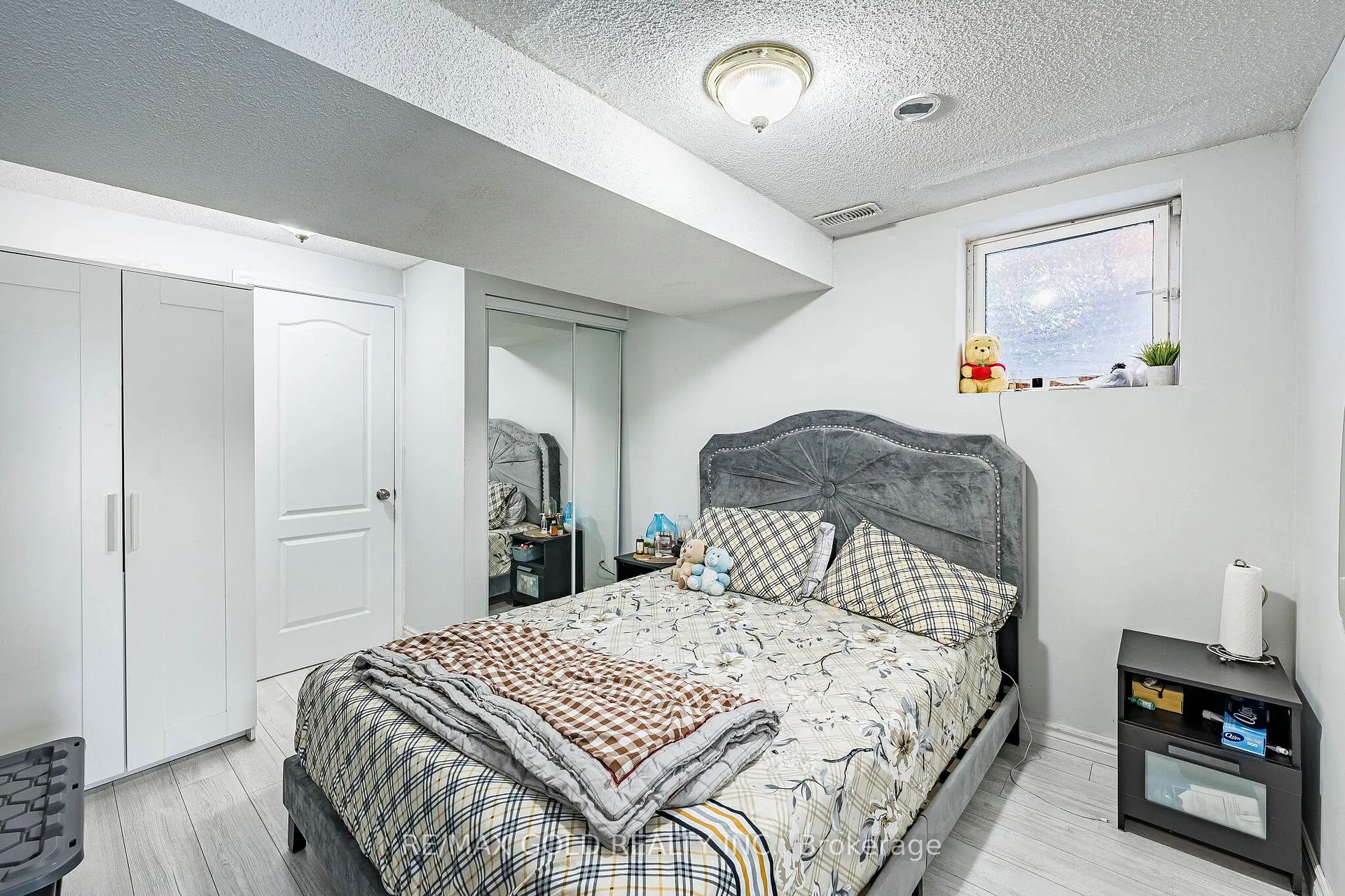 Photo 35 of 65 Mount Ranier Crescent, Brampton, Sandringham-Wellington — HOMEH