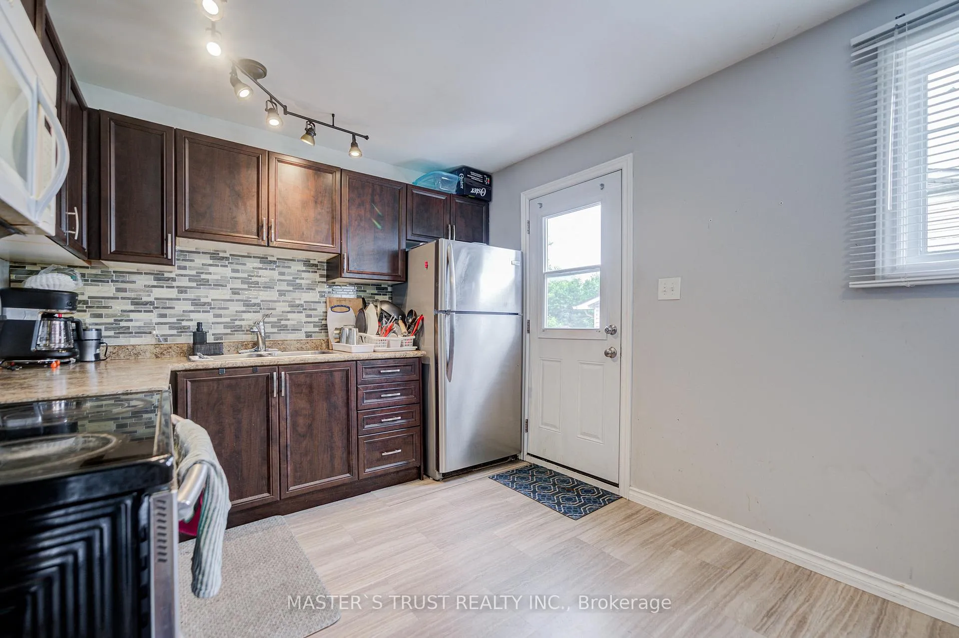 Photo 8 of 1179 Simcoe Street S, Oshawa, Farewell — HOMEH
