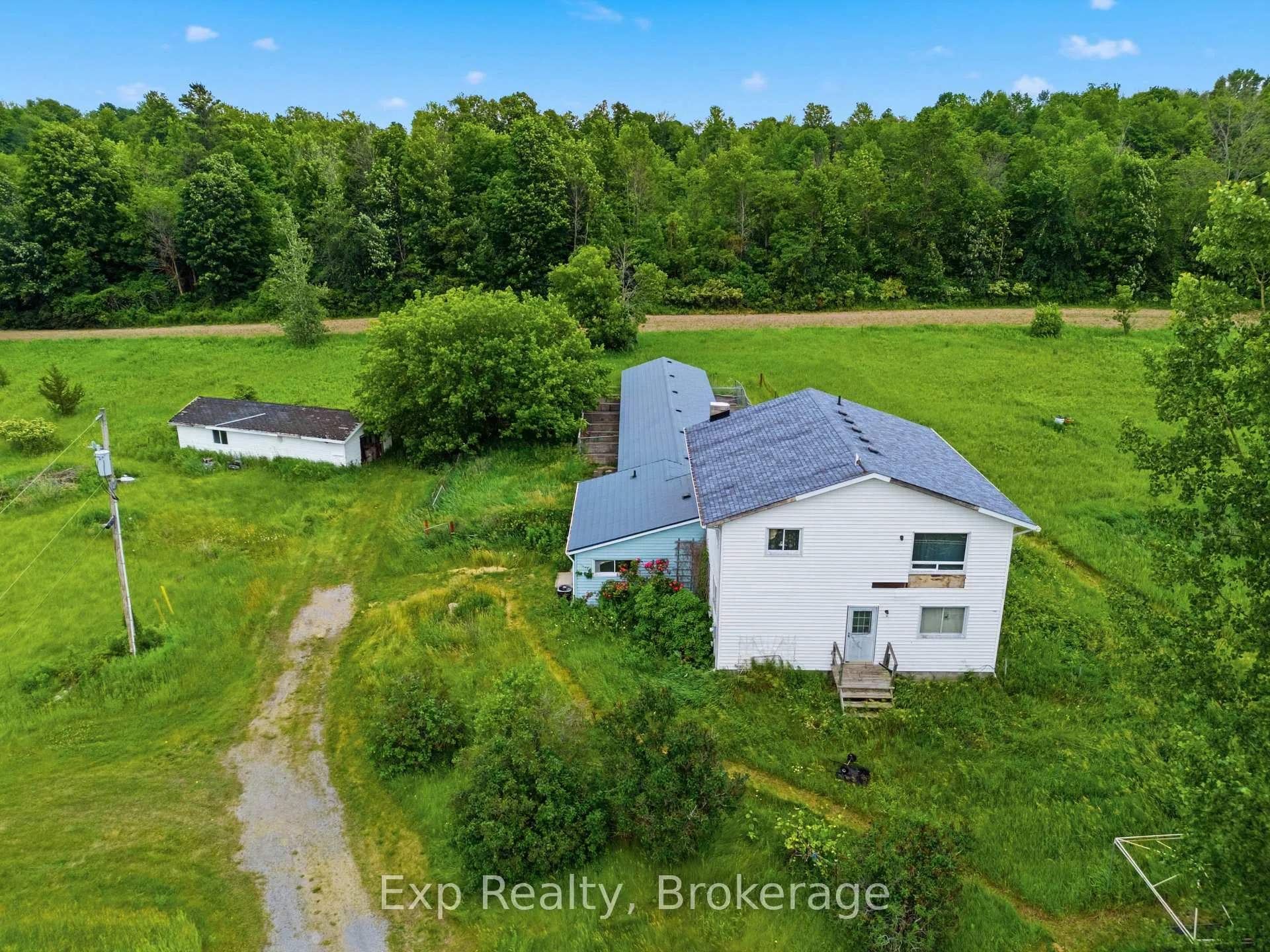 Photo 35 of 700 Old Madoc Road, Belleville, Thurlow Ward — HOMEH