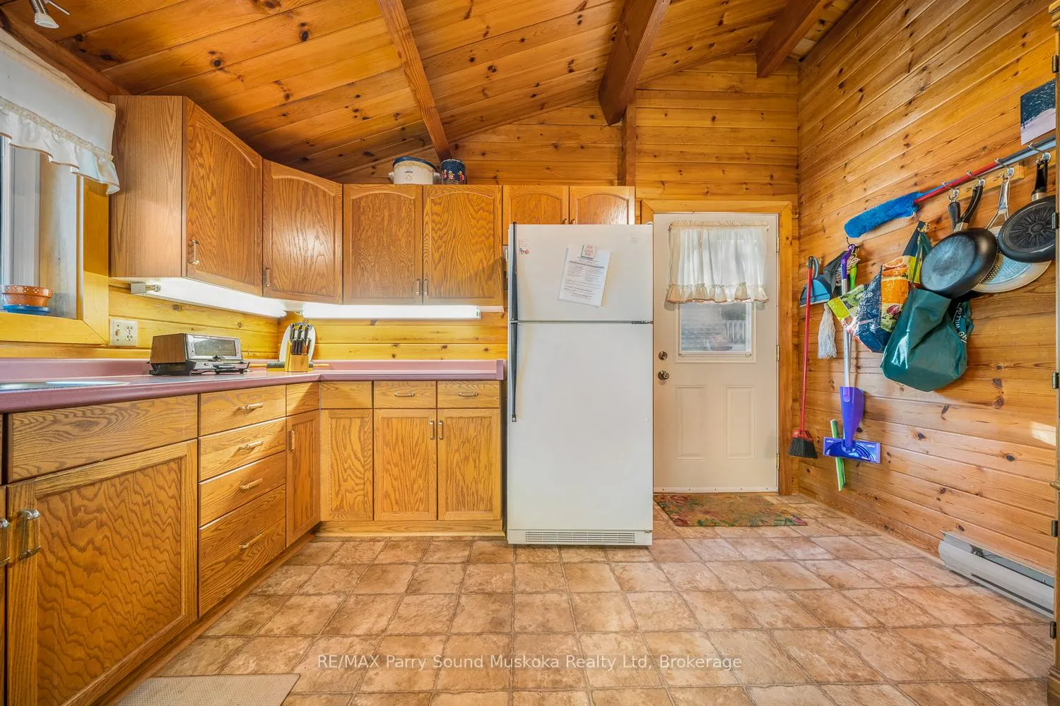 Photo 13 of 30 Old Sids Road, Seguin — HOMEH
