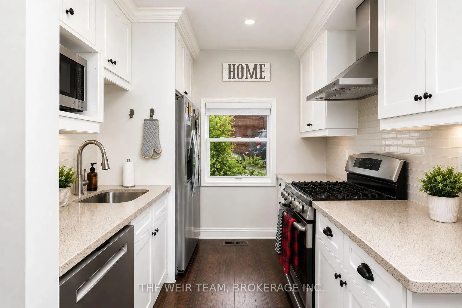 Photo 3 of 42 Torbrick Road, Toronto, Greenwood-Coxwell — HOMEH