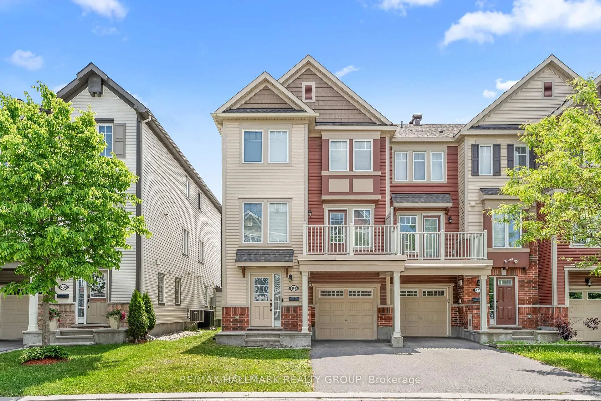 Photo 1 of 404 Rosingdale Street, Ottawa, Kanata - Emerald Meadows/Trailwest — HOMEH