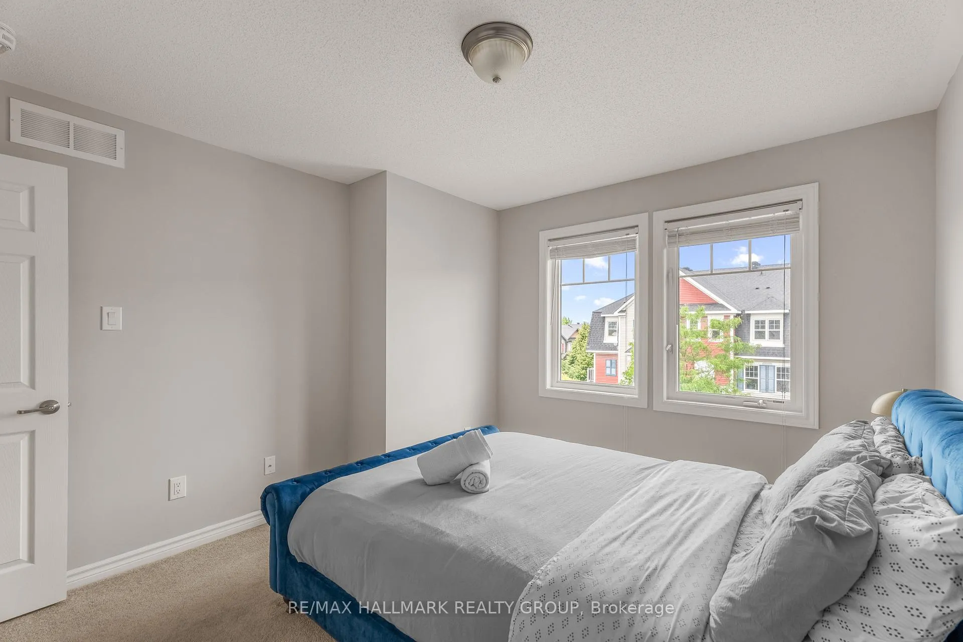 Photo 27 of 404 Rosingdale Street, Ottawa, Kanata - Emerald Meadows/Trailwest — HOMEH