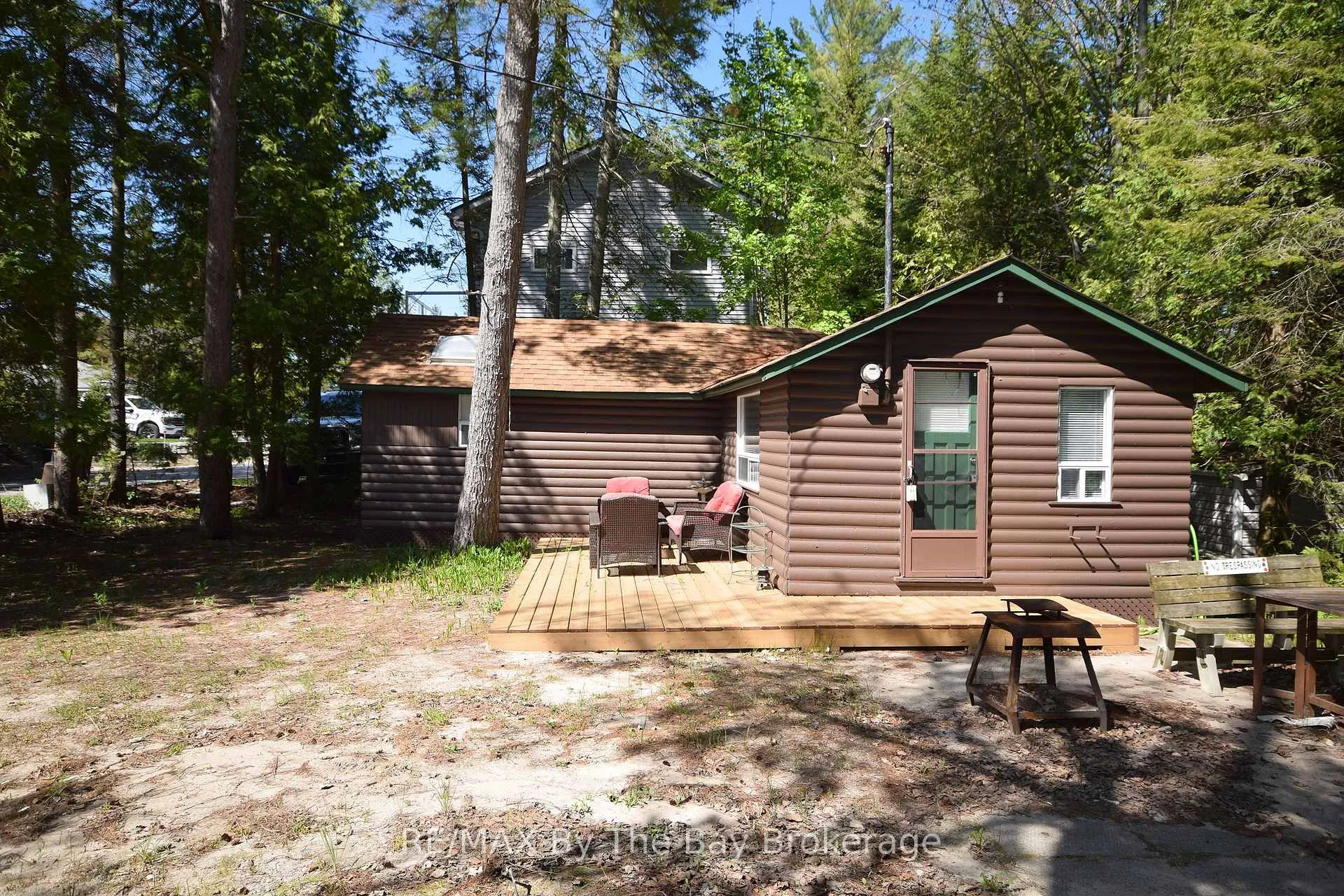 Photo 3 of 465 Bluewater Lane, Wasaga Beach — HOMEH