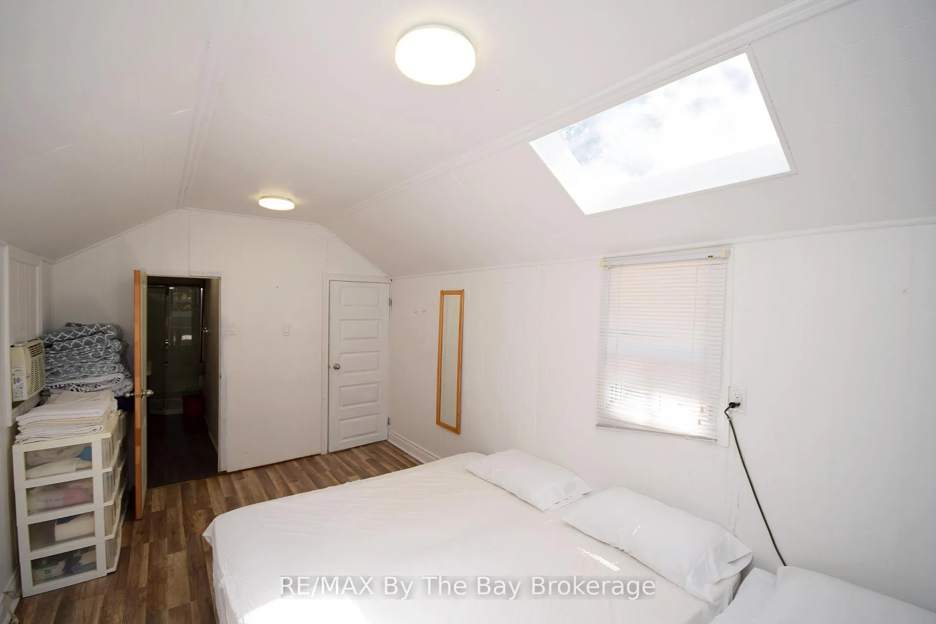 Photo 14 of 465 Bluewater Lane, Wasaga Beach — HOMEH
