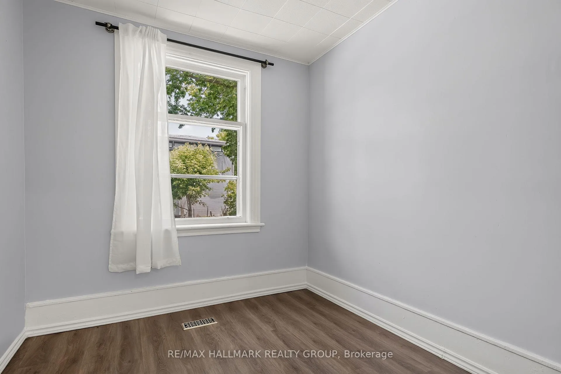 Photo 8 of 174 Arthur Street, Ottawa, West Centre Town — HOMEH