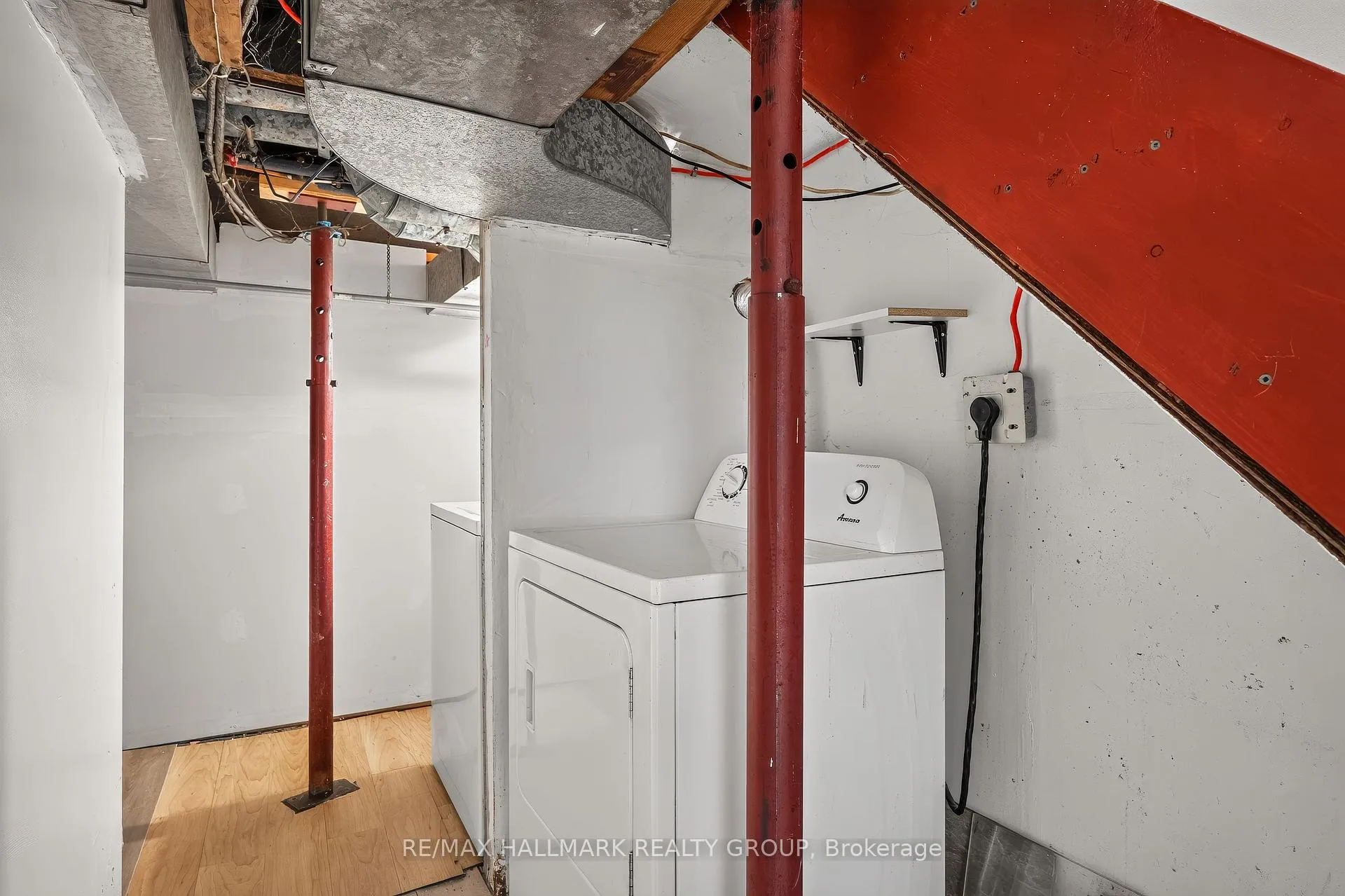Photo 21 of 174 Arthur Street, Ottawa, West Centre Town — HOMEH