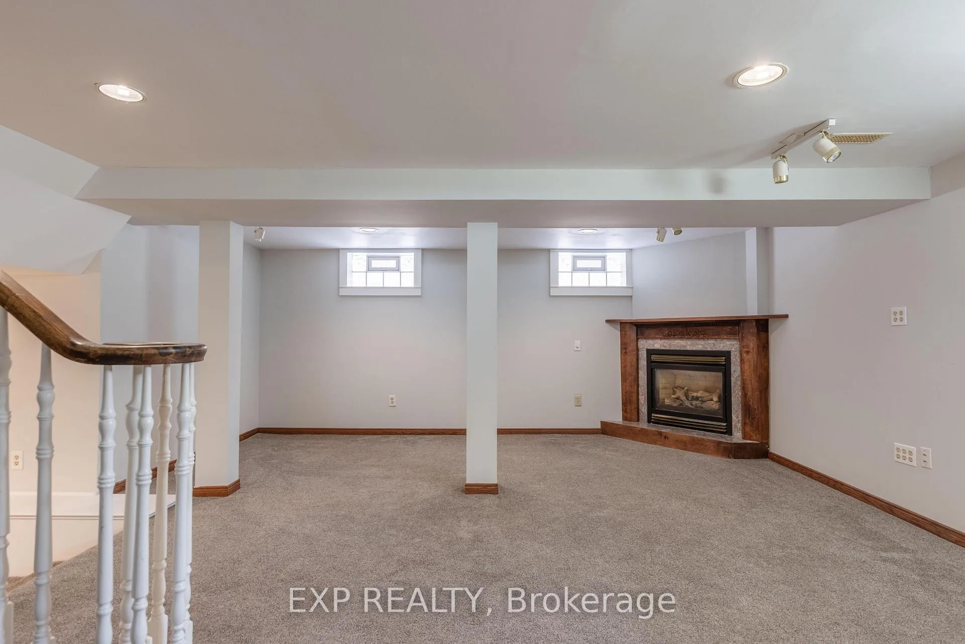 Photo 23 of 7116 Centennial Street, Niagara Falls, Arad/Fallsview — HOMEH