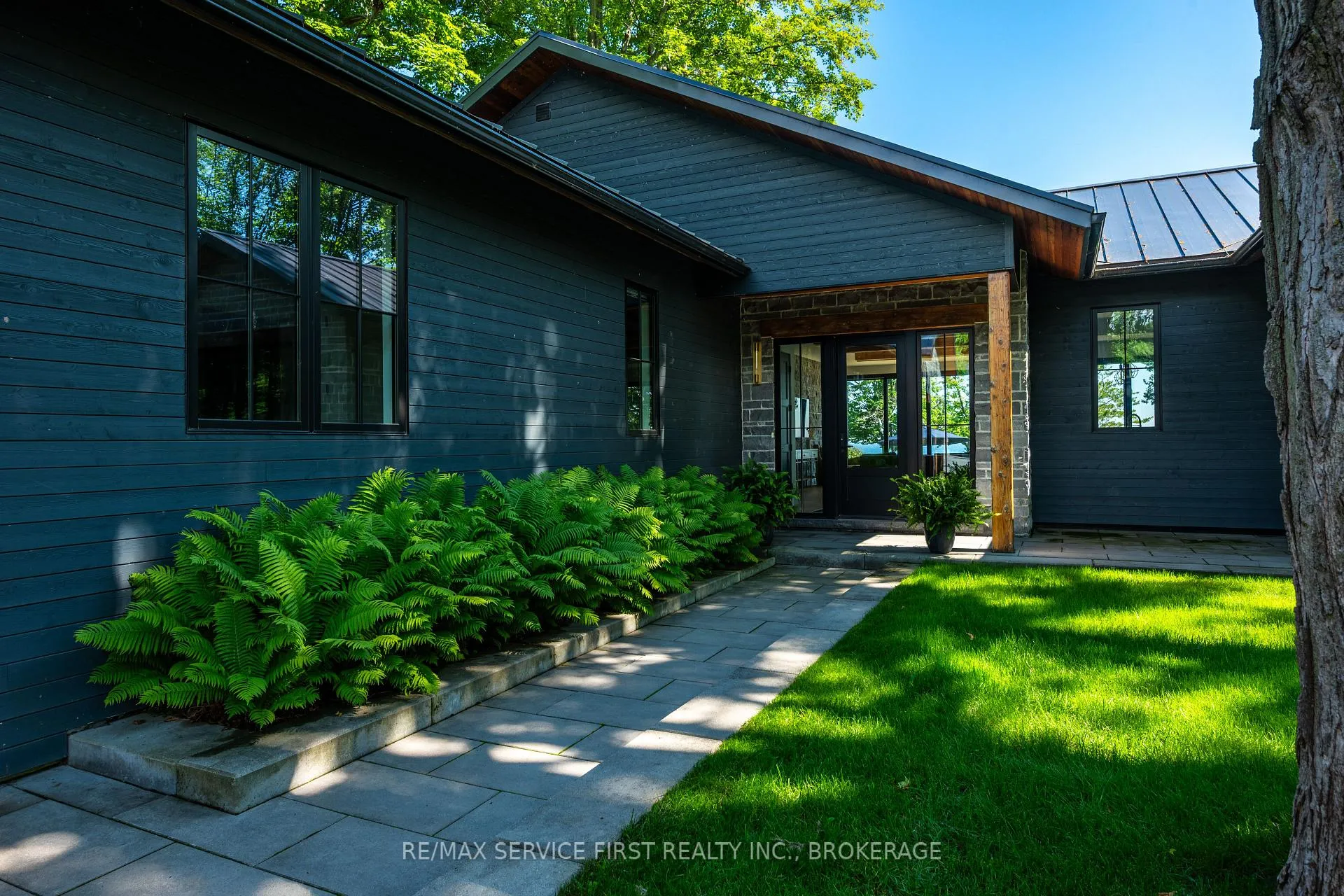 Photo 16 of 1027 Old Front Road, Kingston, City SouthWest — HOMEH