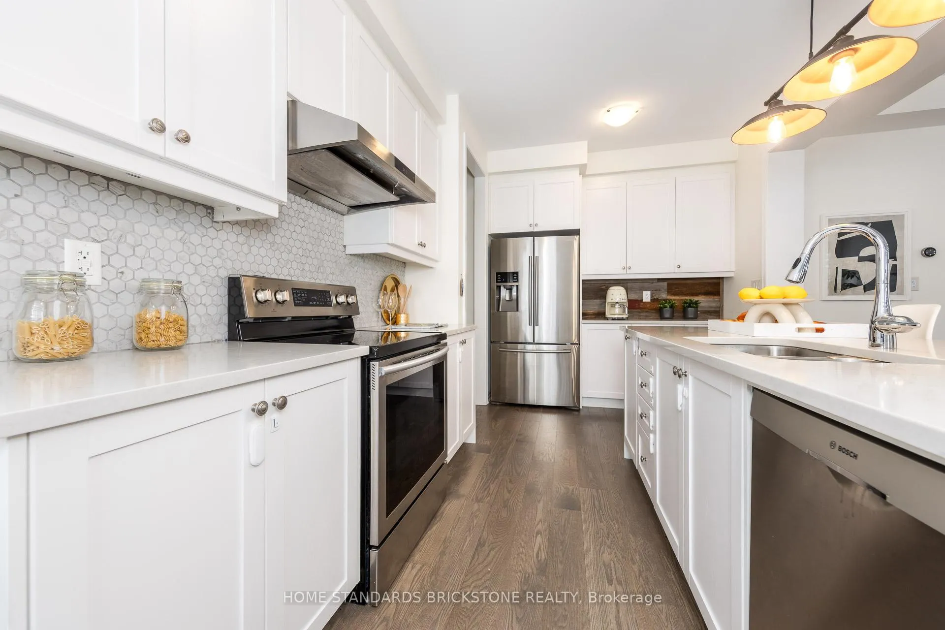 Photo 10 of 3314 Mintwood Circle, Oakville, Glenorchy — HOMEH