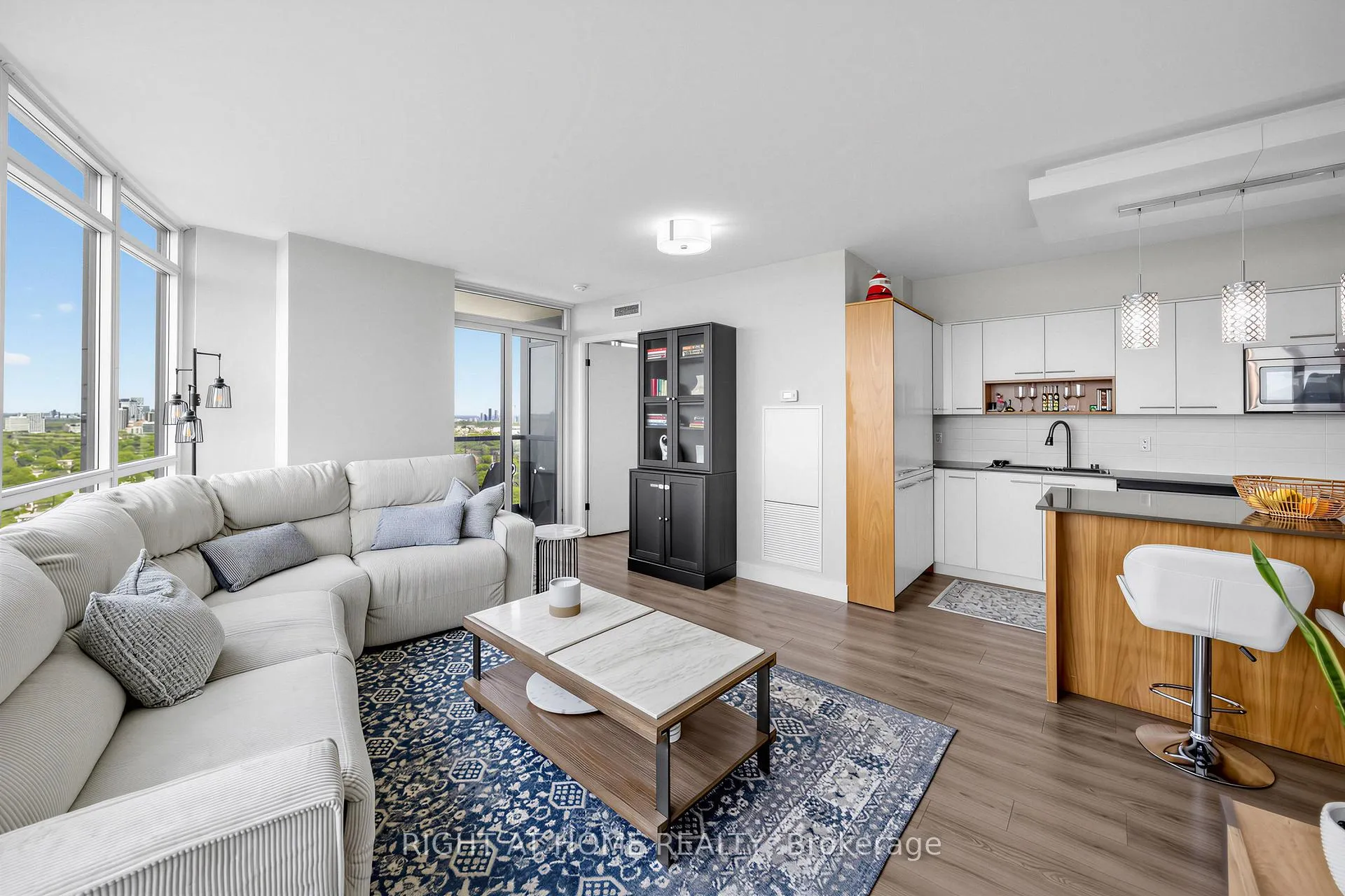 Photo 7 of Unit 2502, 5 Valhalla Inn Road, Etobicoke, Islington-City Centre West — HOMEH
