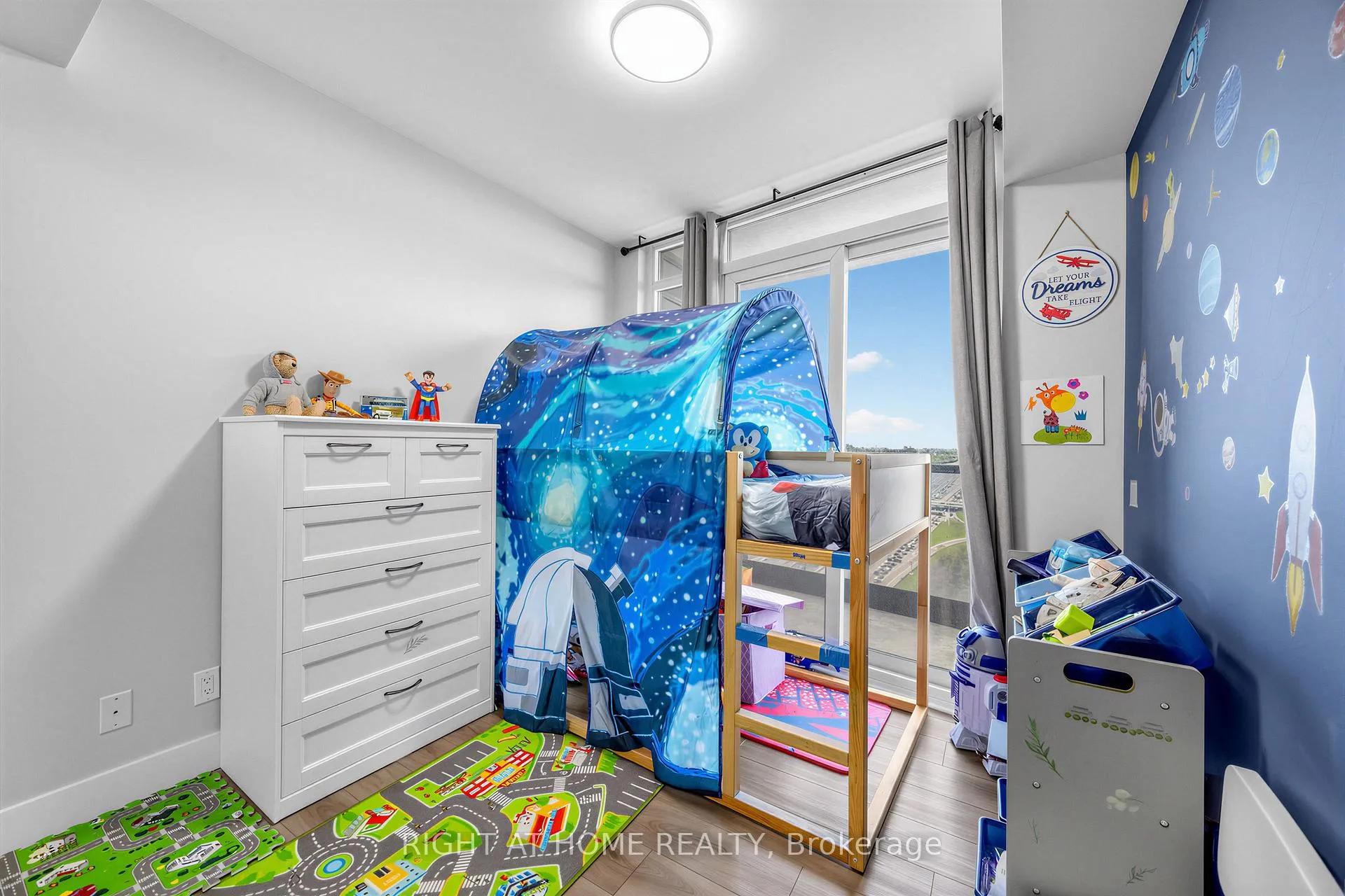 Photo 19 of Unit 2502, 5 Valhalla Inn Road, Etobicoke, Islington-City Centre West — HOMEH