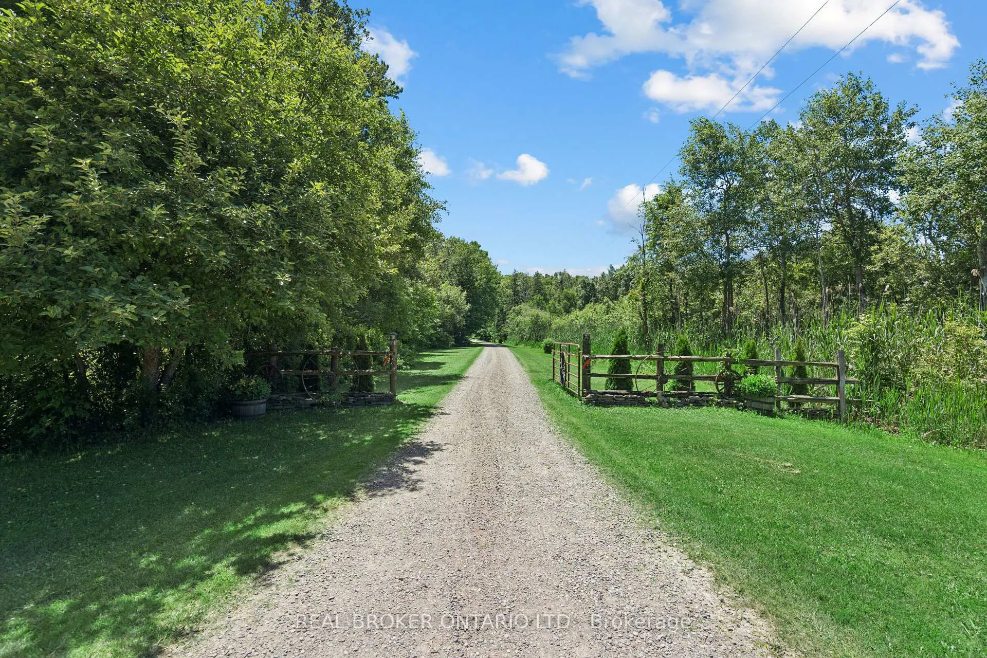 Photo 2 of 5678 Fourth Line, Guelph/Eramosa, Rural Guelph/Eramosa East — HOMEH