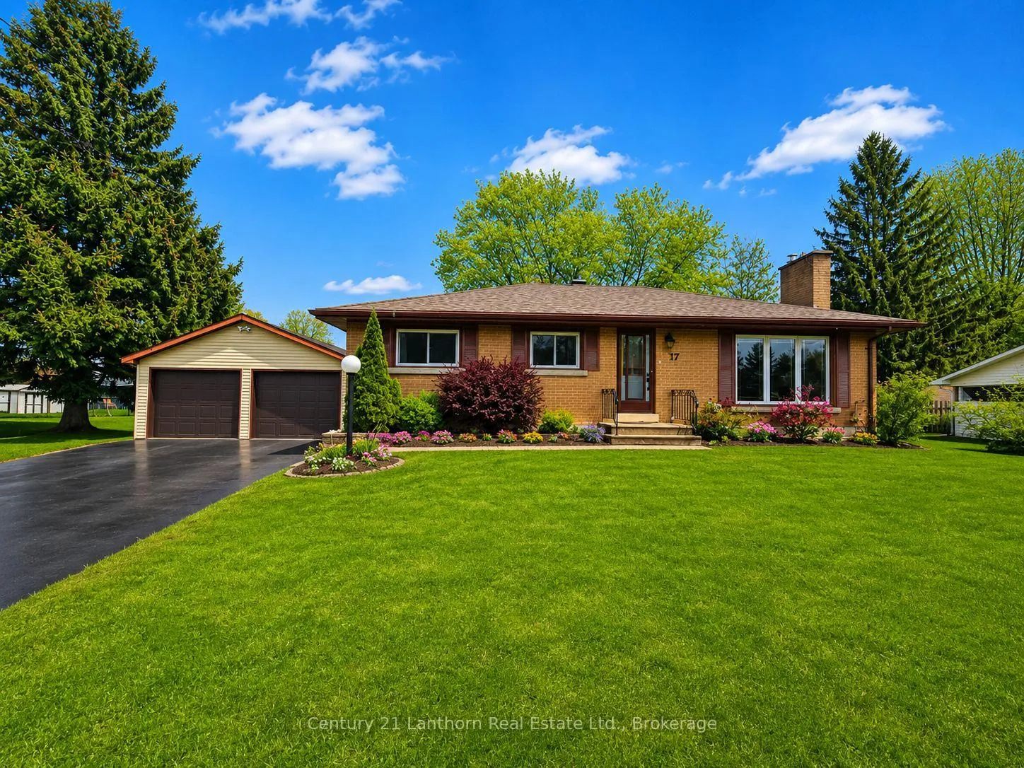 Photo of 3517 Charleville Road