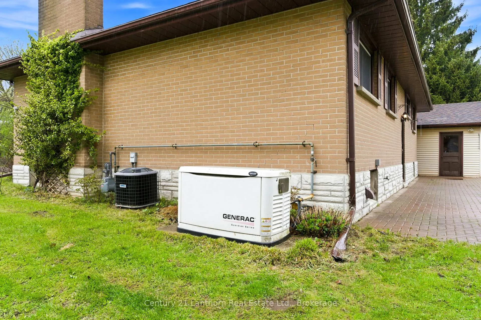Photo 31 of 3517 Charleville Road, Augusta, Augusta Twp — HOMEH