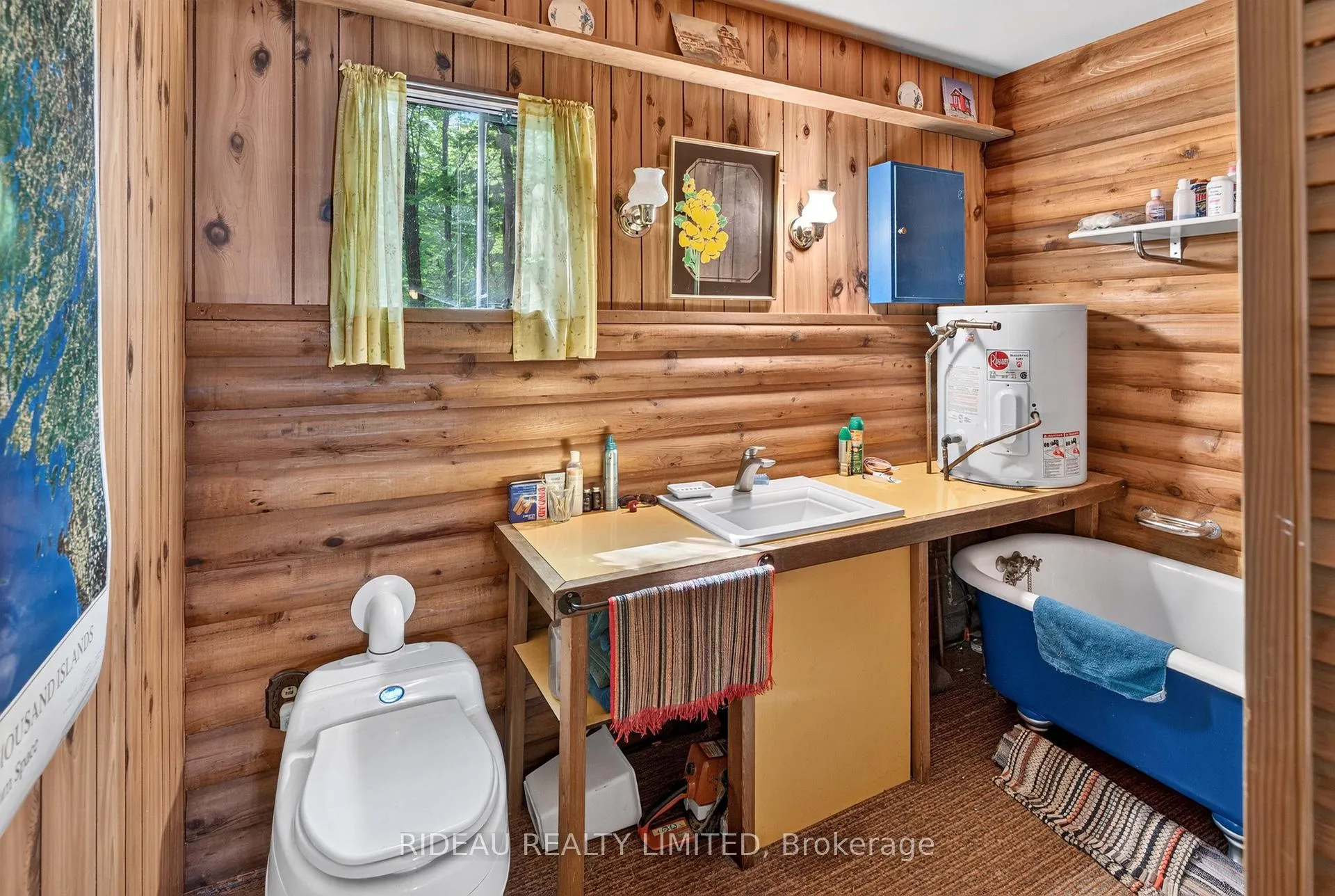 Photo 19 of 658 Bellows Bay Point, Rideau Lakes, Rideau Lakes (South Burgess) Twp — HOMEH