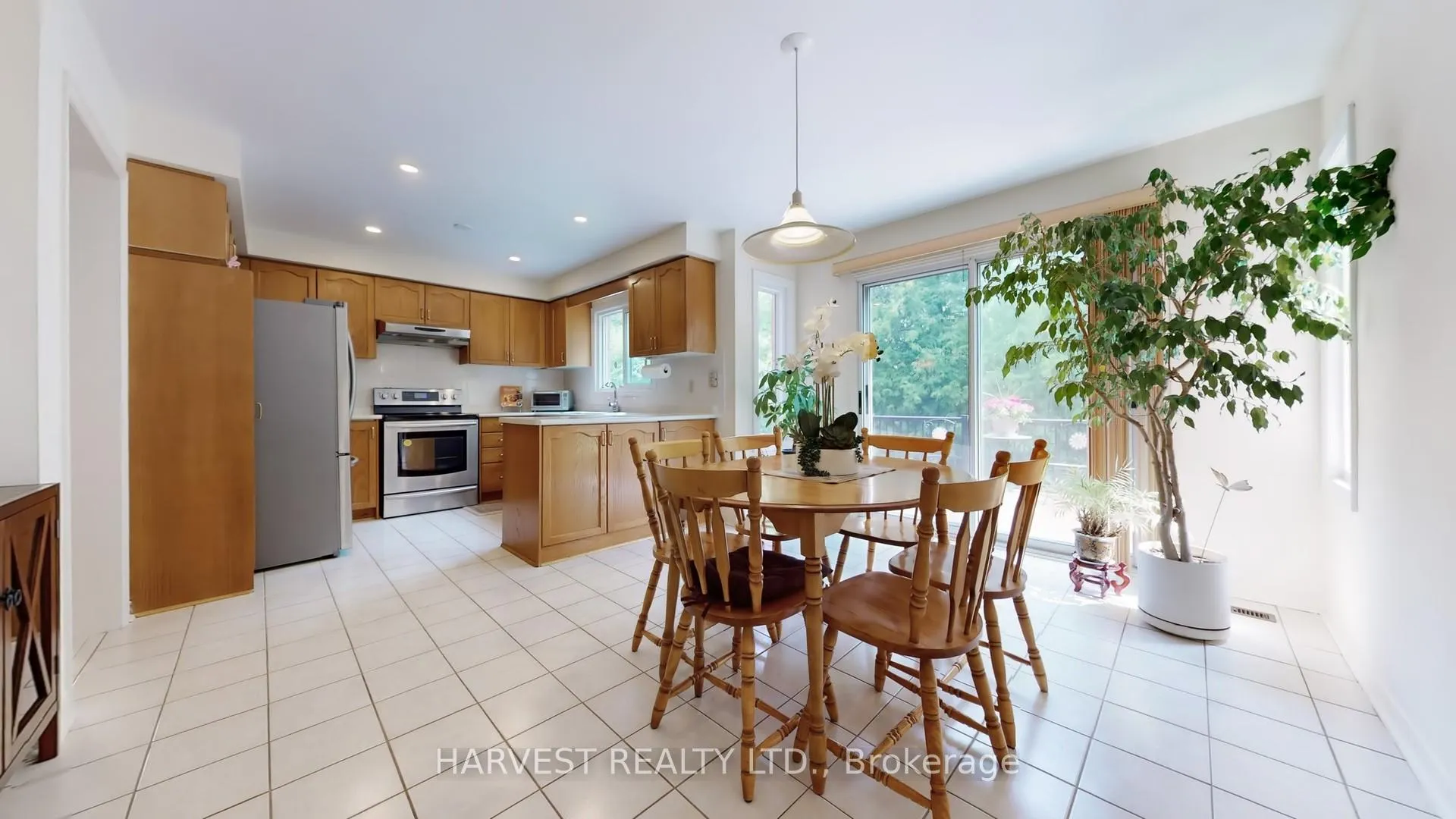 Photo 13 of 57 Summitcrest Drive, Richmond Hill, Devonsleigh — HOMEH