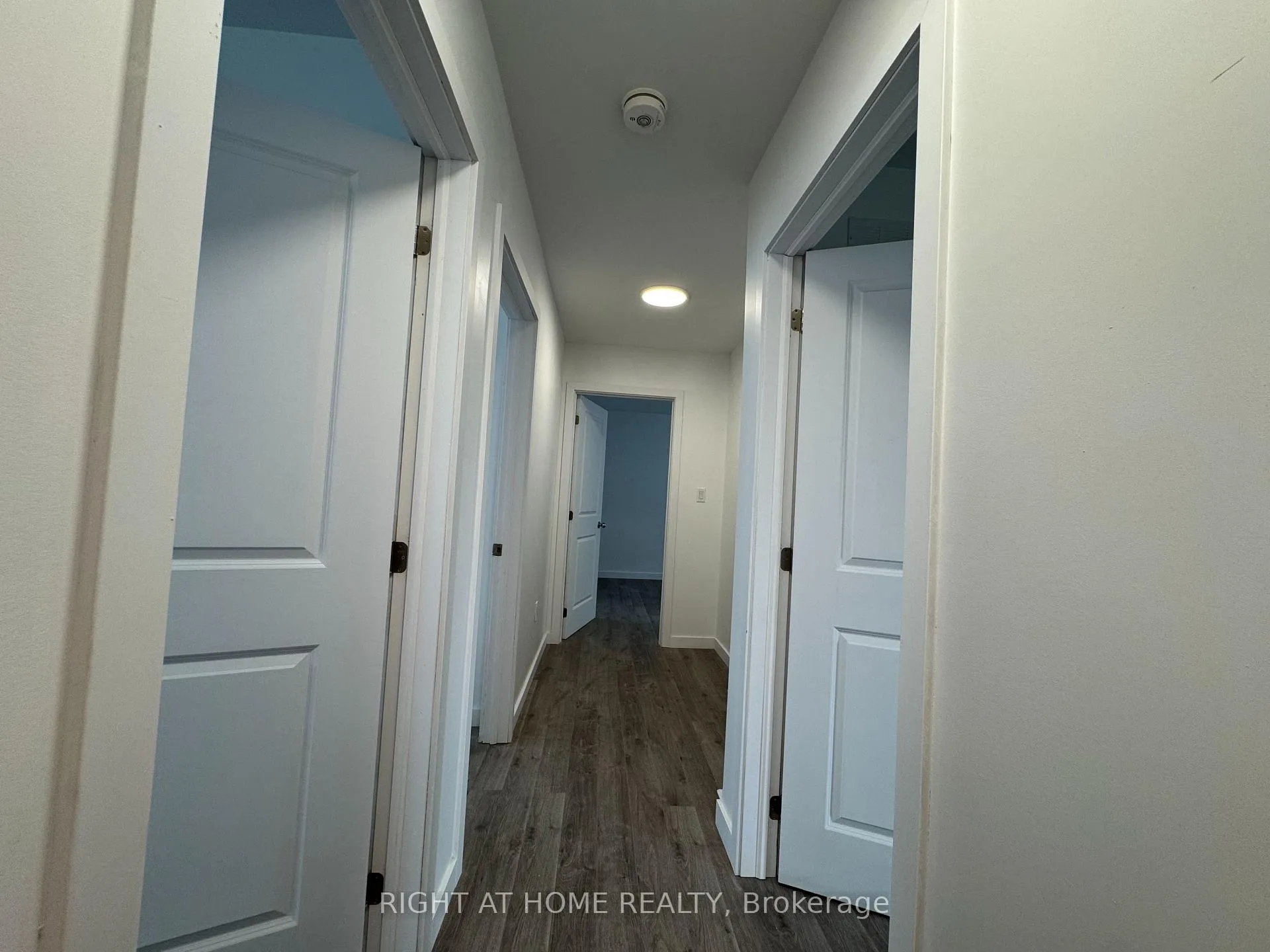 Photo 15 of Unit (Main), 119 Highriver Trail, Welland, Broadway — HOMEH