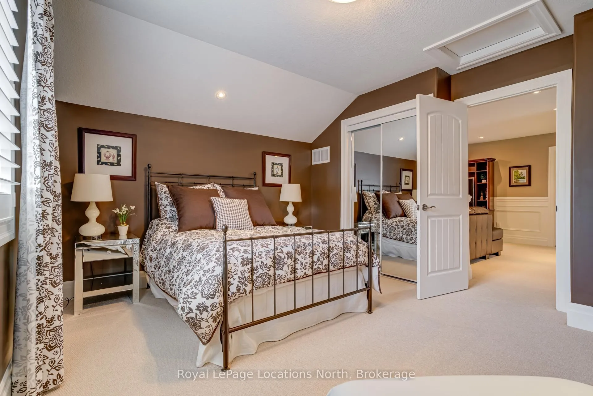 Photo 31 of 39 Hughes Street, Collingwood — HOMEH