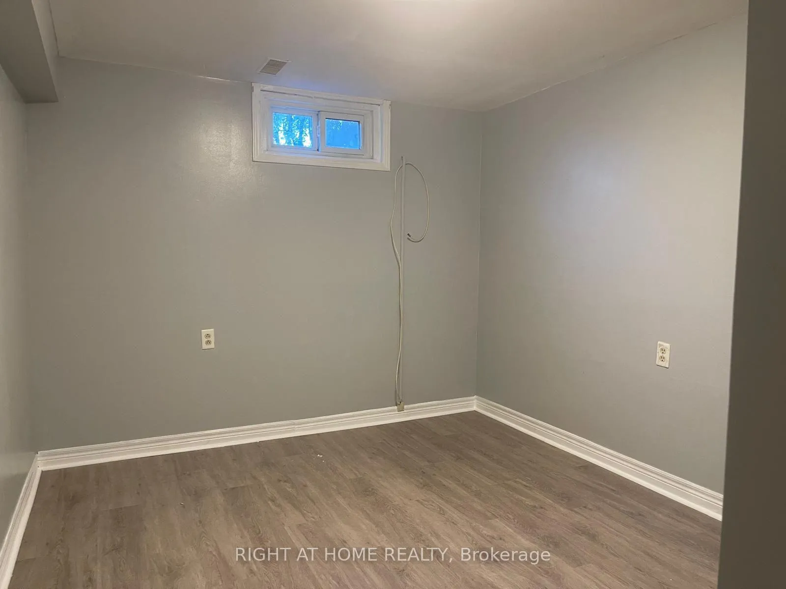 Photo 8 of Unit (Basmt), 135 Northgate Drive, Welland, N. Welland — HOMEH