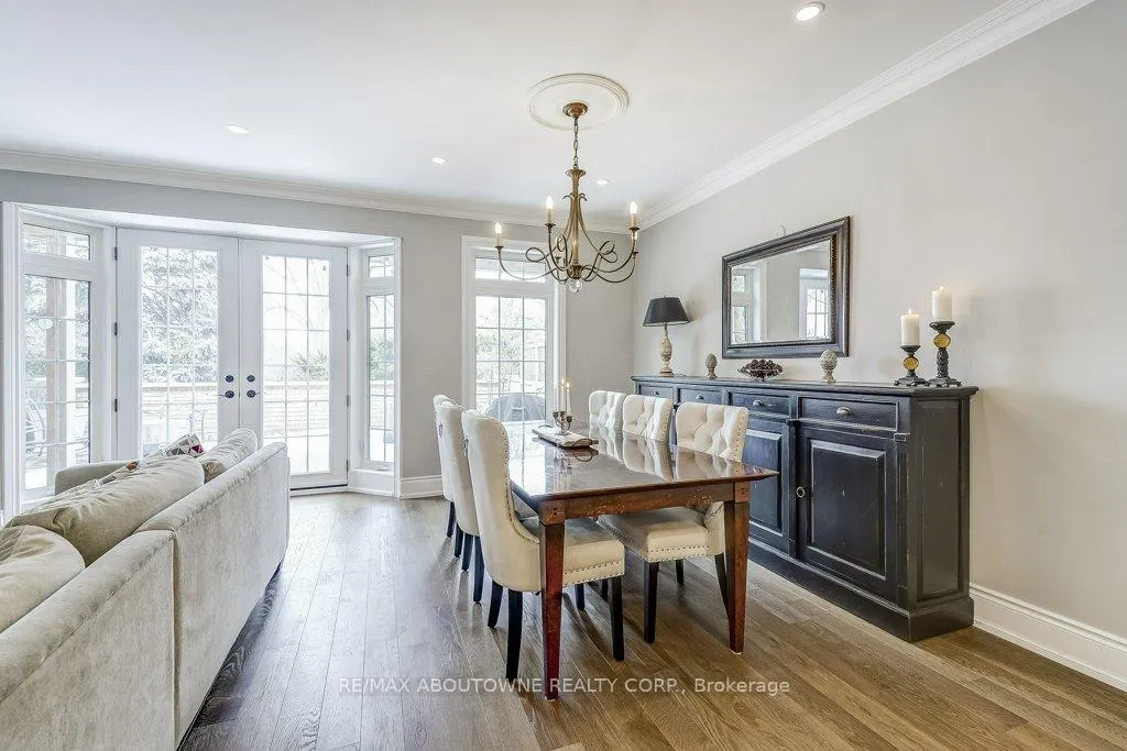 Photo 12 of 21 Chisholm Street, Oakville, Central — HOMEH