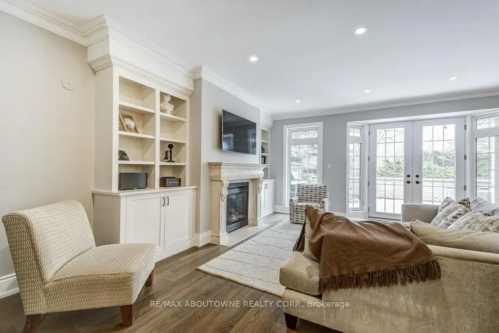 Photo 15 of 21 Chisholm Street, Oakville, Central — HOMEH