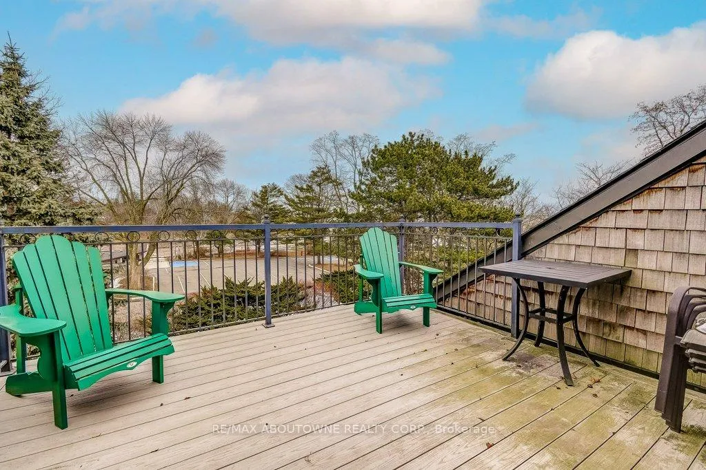 Photo 35 of 21 Chisholm Street, Oakville, Central — HOMEH