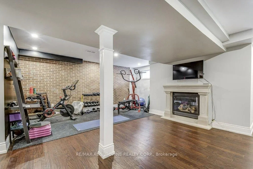 Photo 39 of 21 Chisholm Street, Oakville, Central — HOMEH