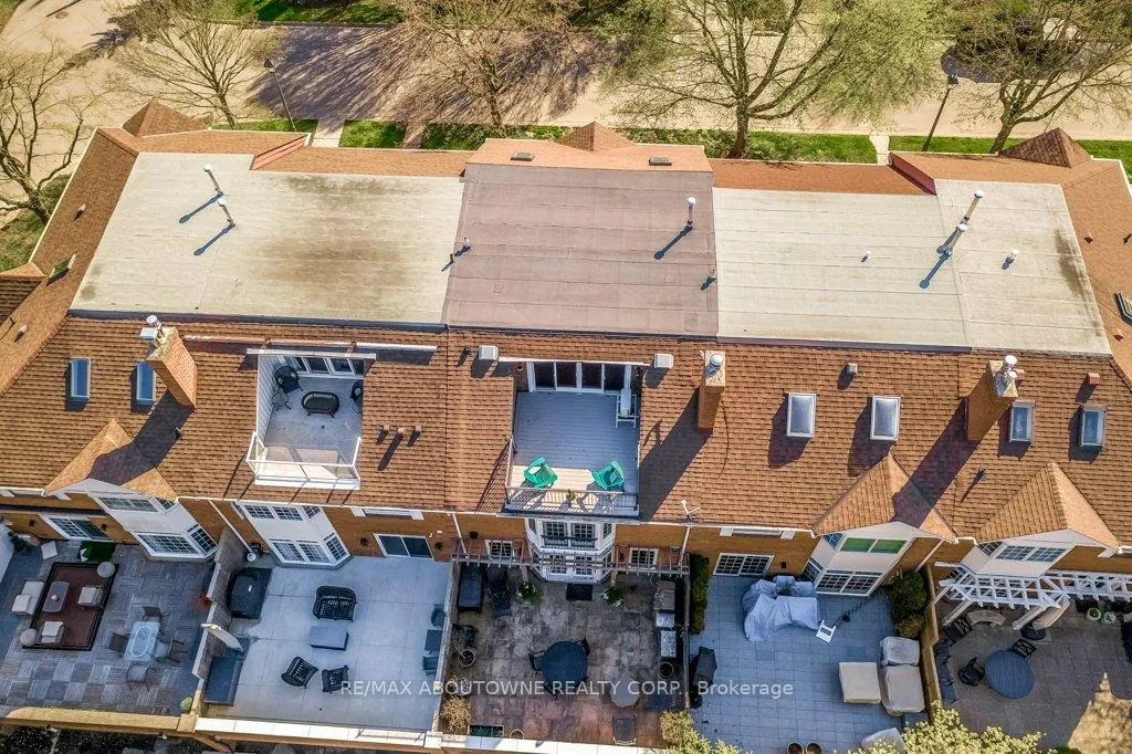Photo 42 of 21 Chisholm Street, Oakville, Central — HOMEH