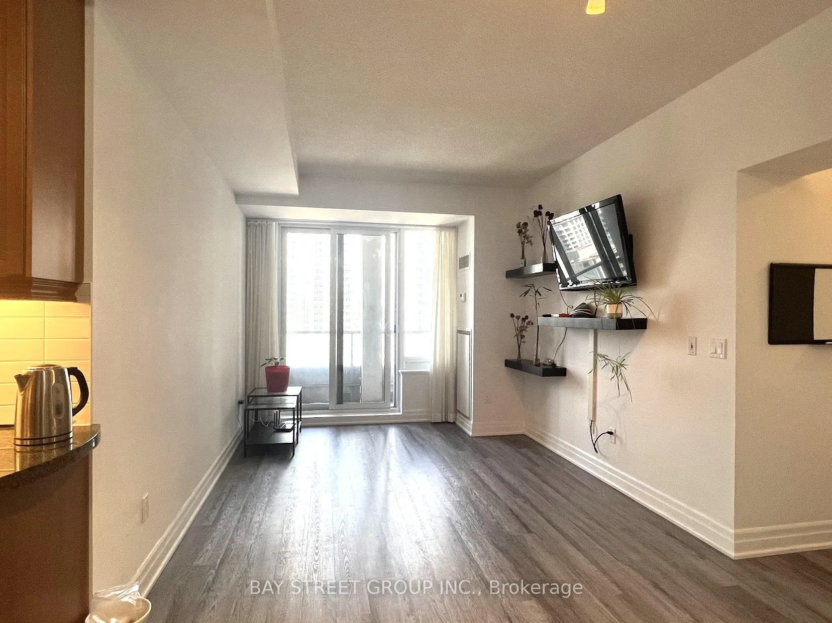 Photo 4 of Unit 2202, 35 Balmuto Street, Toronto, Bay Street Corridor — HOMEH