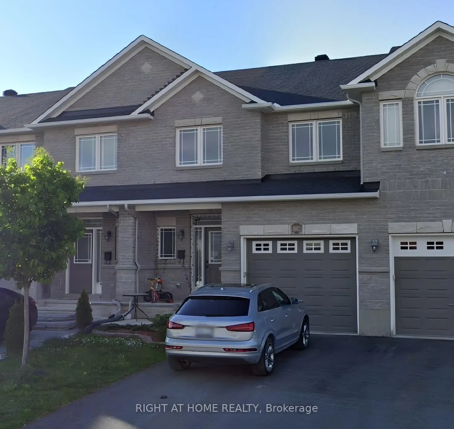 Photo 1 of 1602 Westhall Way, Ottawa, Kanata - Emerald Meadows/Trailwest — HOMEH