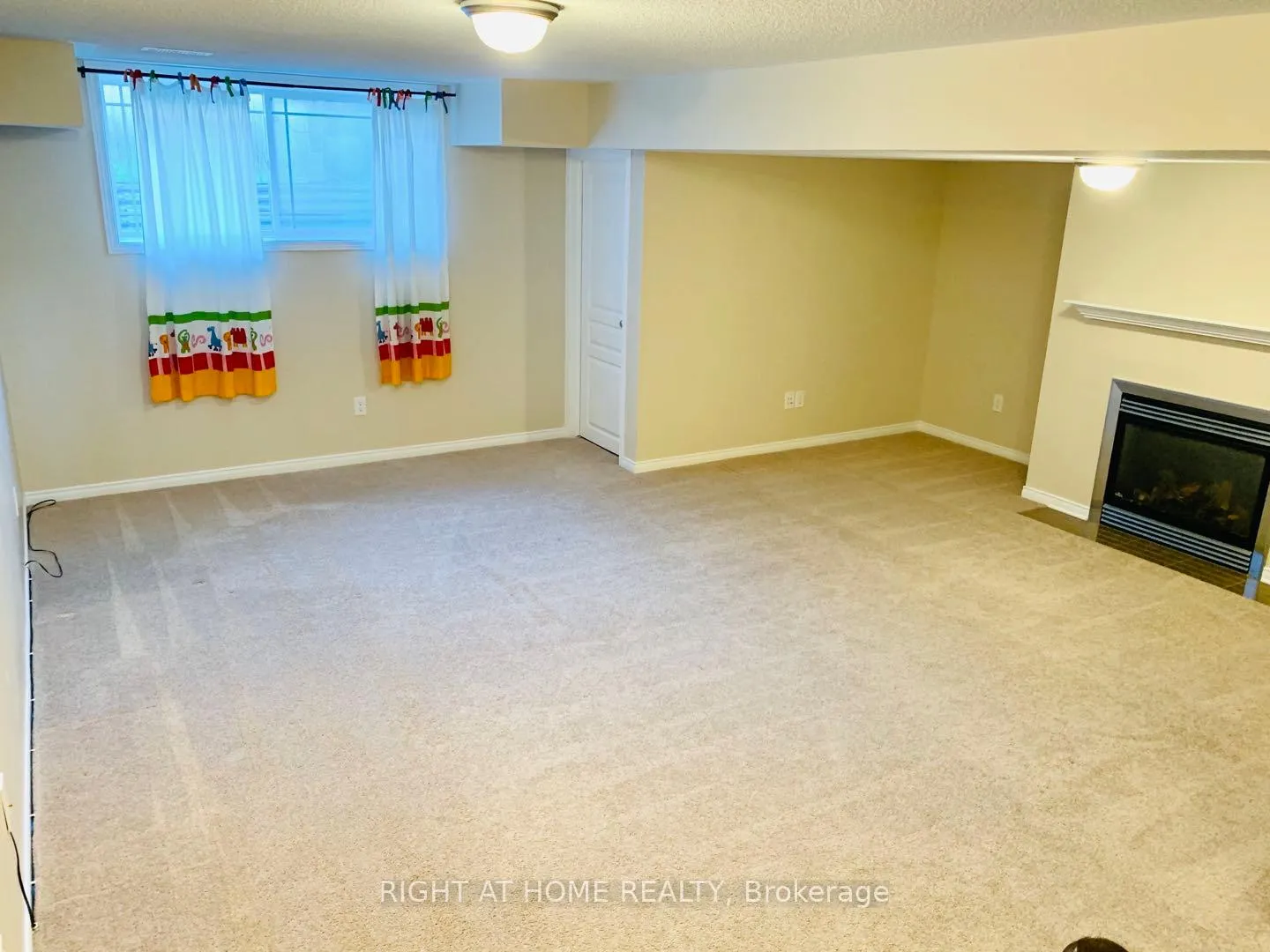 Photo 15 of 1602 Westhall Way, Ottawa, Kanata - Emerald Meadows/Trailwest — HOMEH
