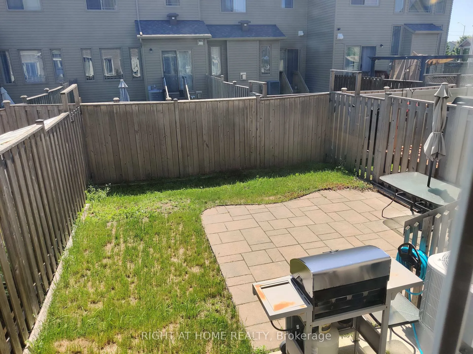 Photo 17 of 1602 Westhall Way, Ottawa, Kanata - Emerald Meadows/Trailwest — HOMEH