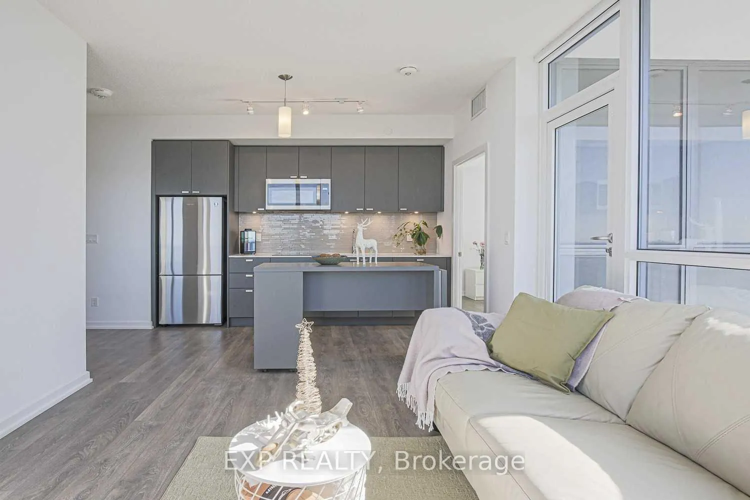 Photo 9 of Unit 2104, 56 Forest Manor Road, North York, Henry Farm — HOMEH