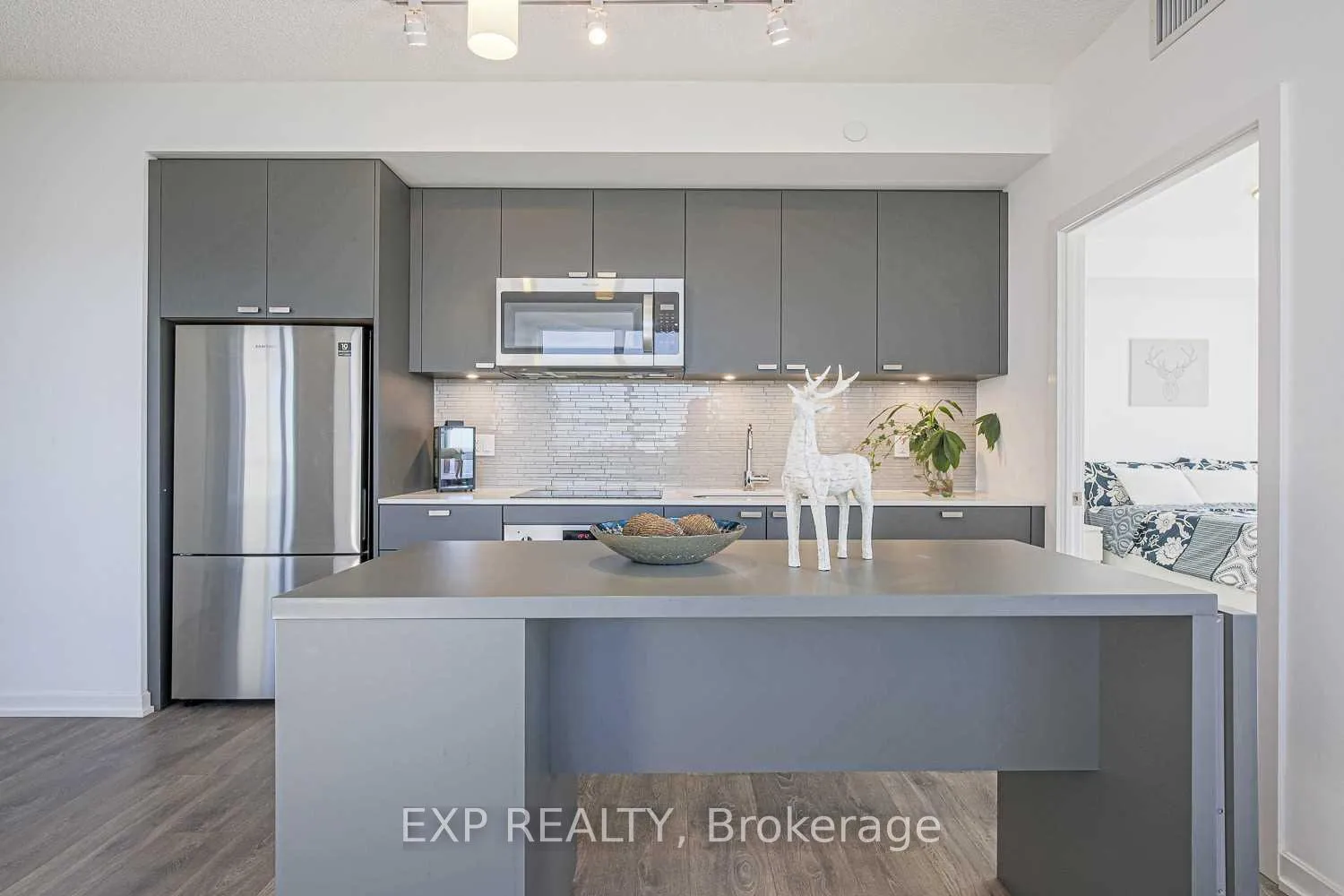 Photo 10 of Unit 2104, 56 Forest Manor Road, North York, Henry Farm — HOMEH