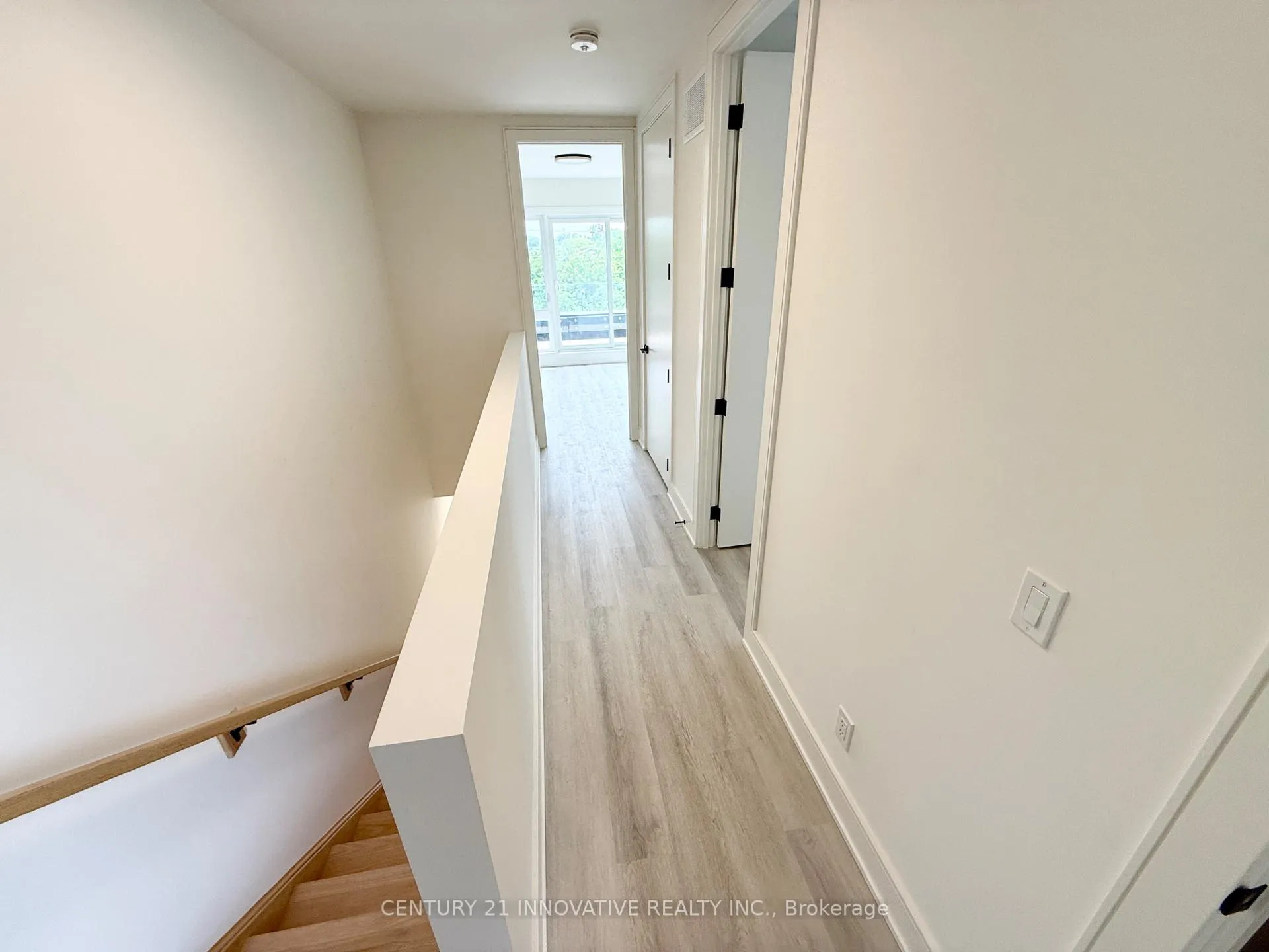 Photo 15 of 166 Everett Cmn Street, St. Catharines, Oakdale — HOMEH