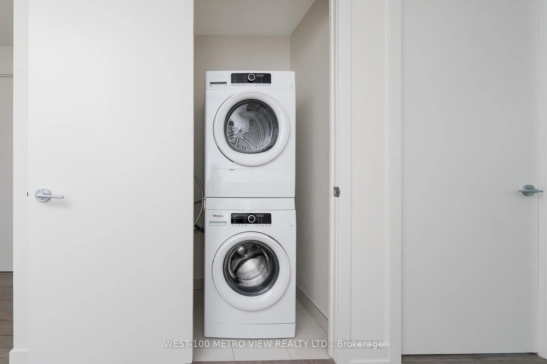 Photo 14 of Unit 822, 212 King William Street, Hamilton, Beasley — HOMEH