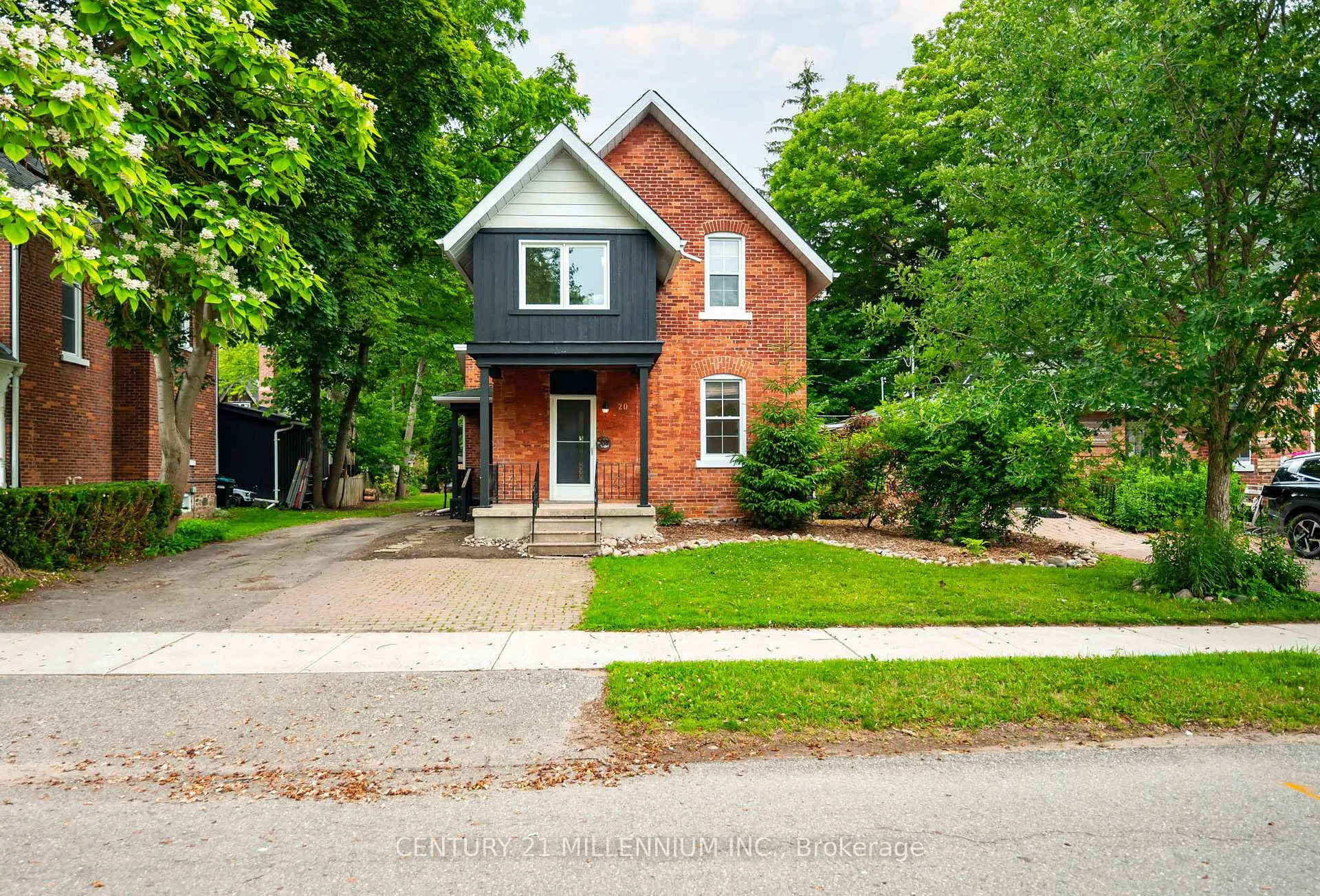 Photo 3 of 20 Alexander Street, New Tecumseth, Tottenham — HOMEH