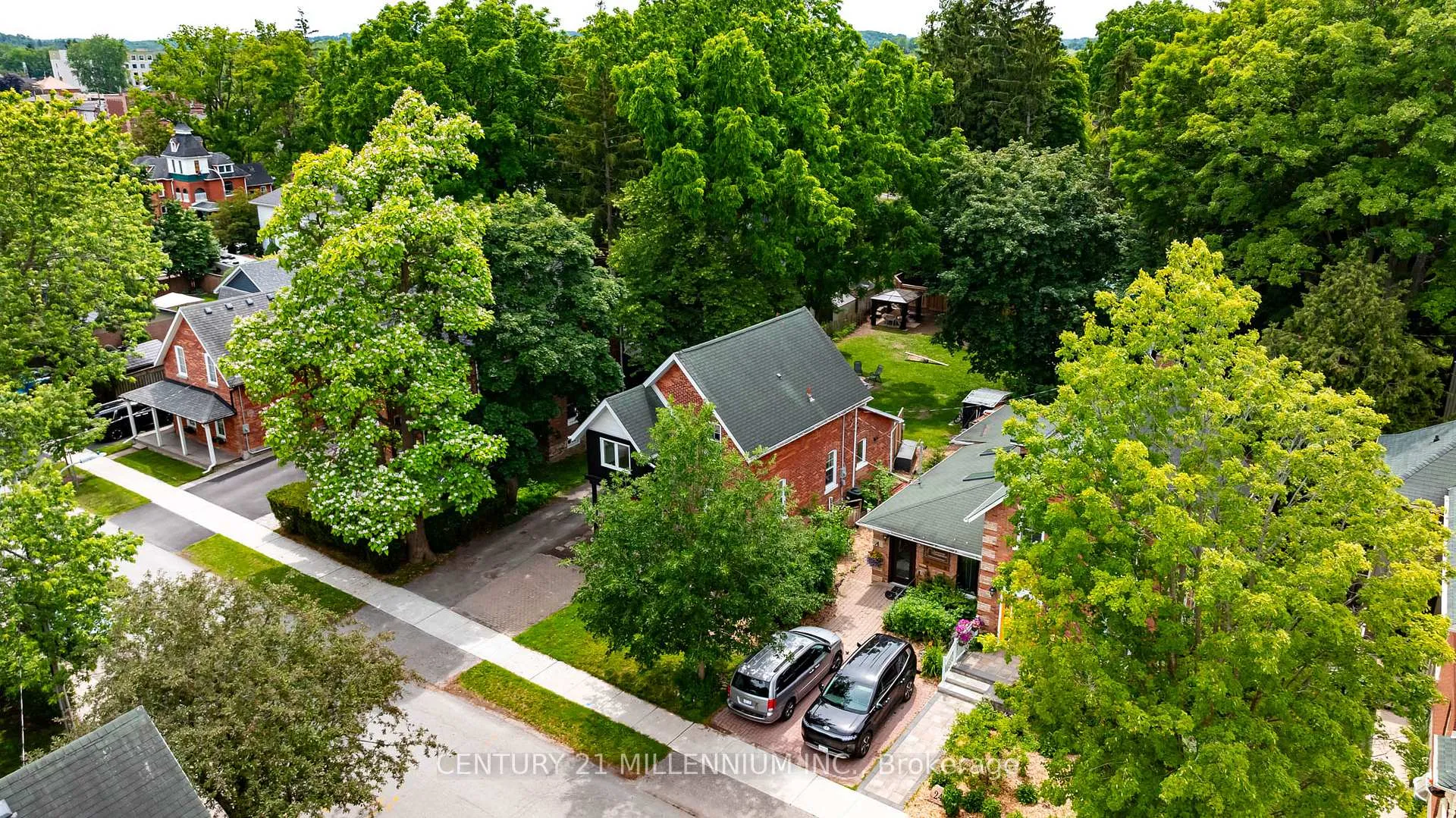 Photo 37 of 20 Alexander Street, New Tecumseth, Tottenham — HOMEH
