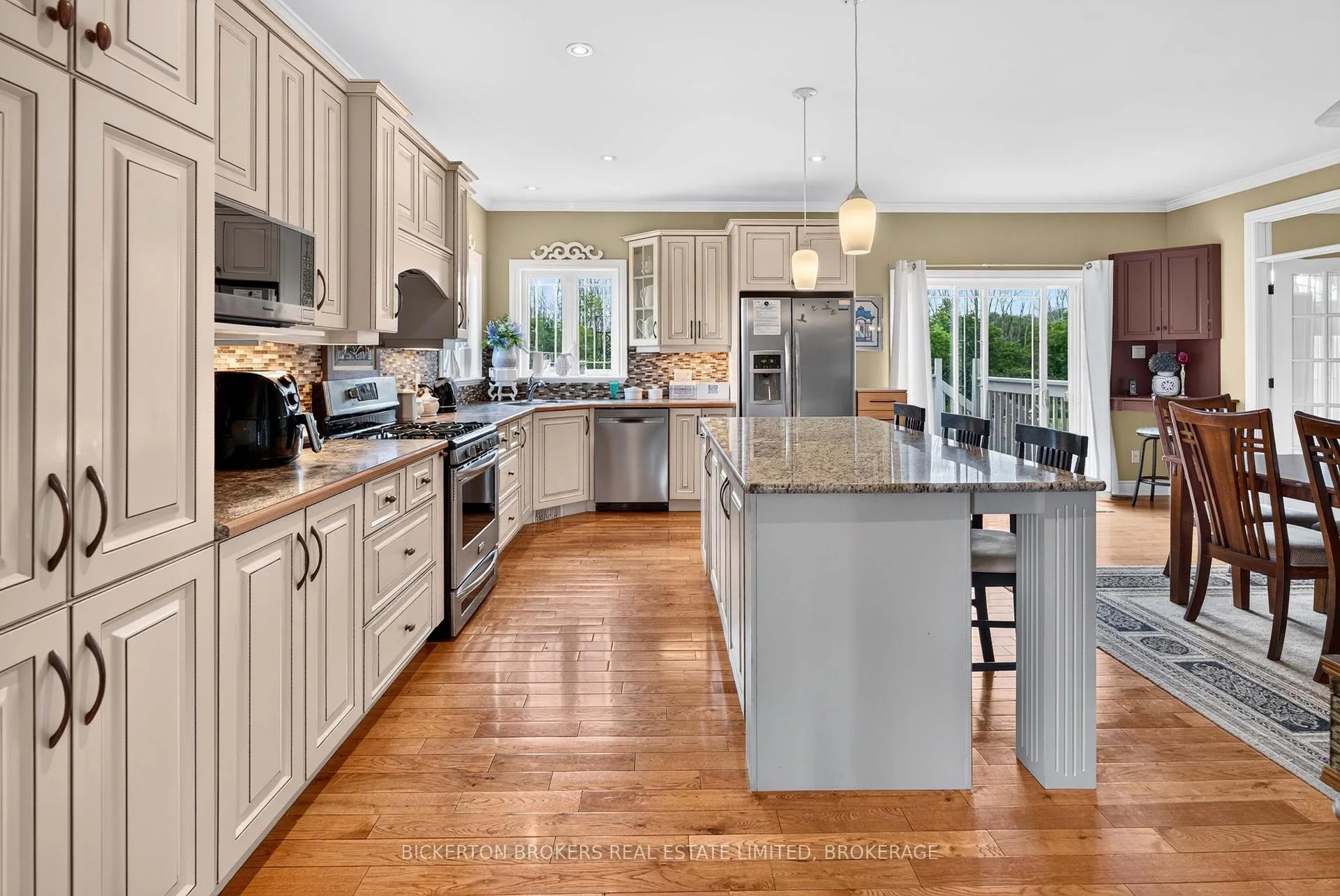 Photo 19 of 14 Apple Blossom Drive, Augusta, Augusta Twp — HOMEH