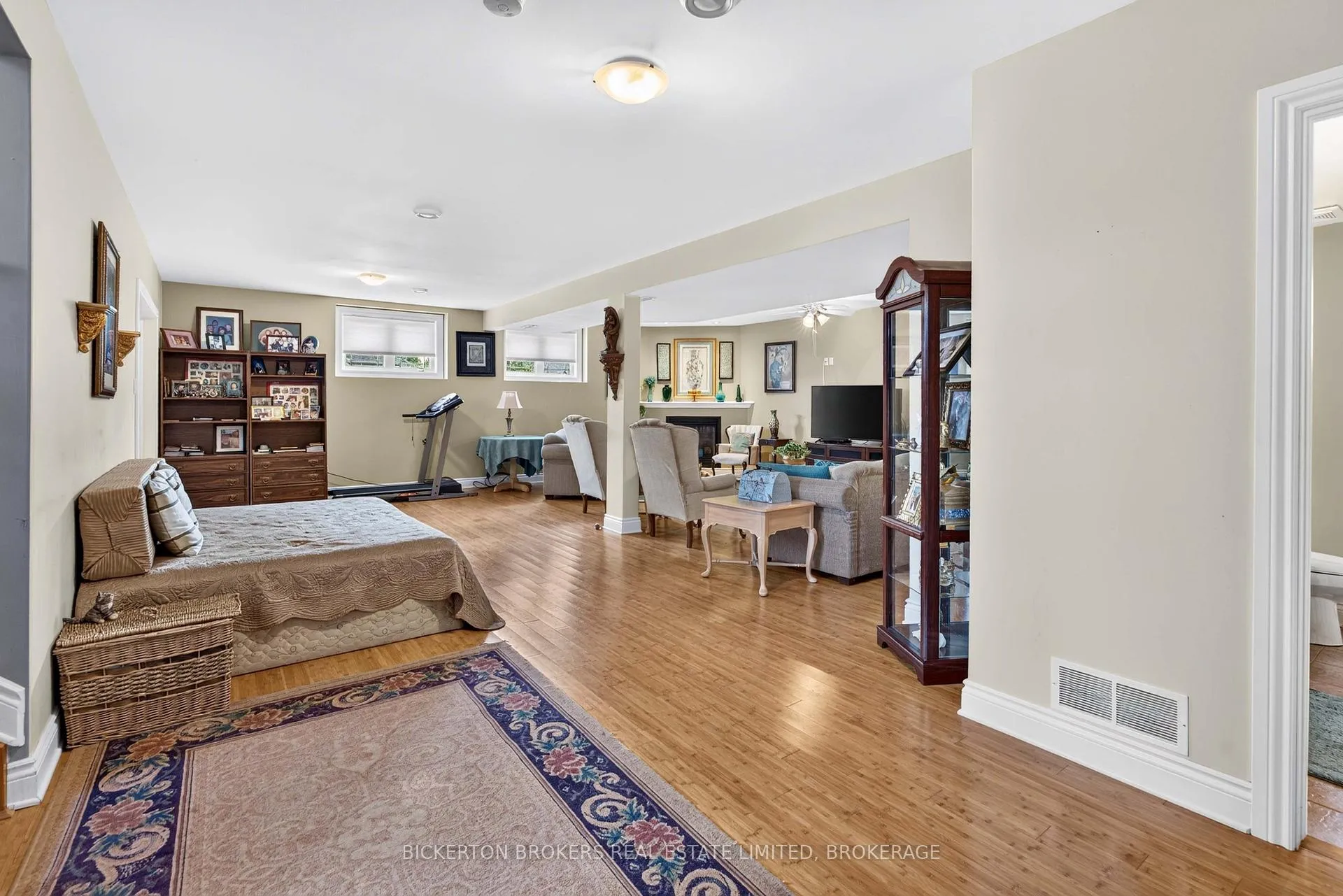 Photo 38 of 14 Apple Blossom Drive, Augusta, Augusta Twp — HOMEH