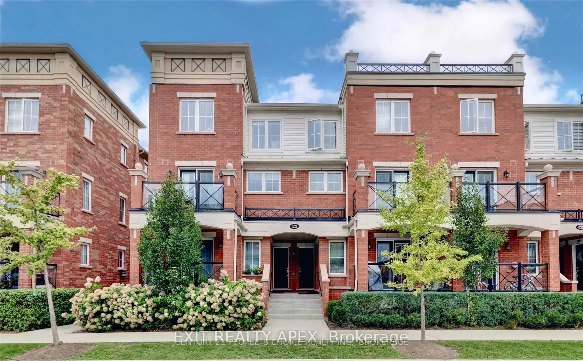 Photo 1 of Unit 19, 2504 Post Road, Oakville, River Oaks — HOMEH