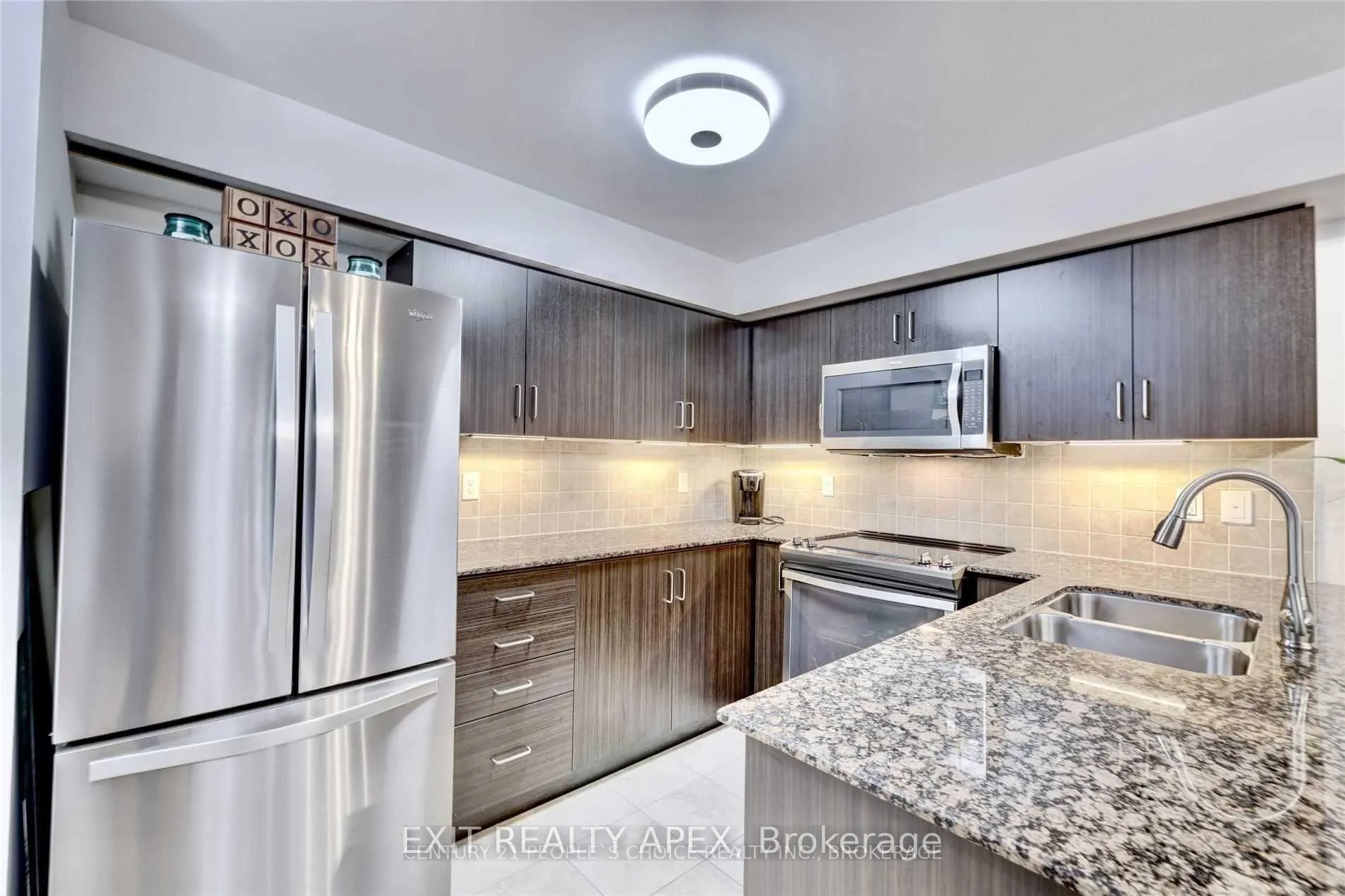 Photo 15 of Unit 19, 2504 Post Road, Oakville, River Oaks — HOMEH